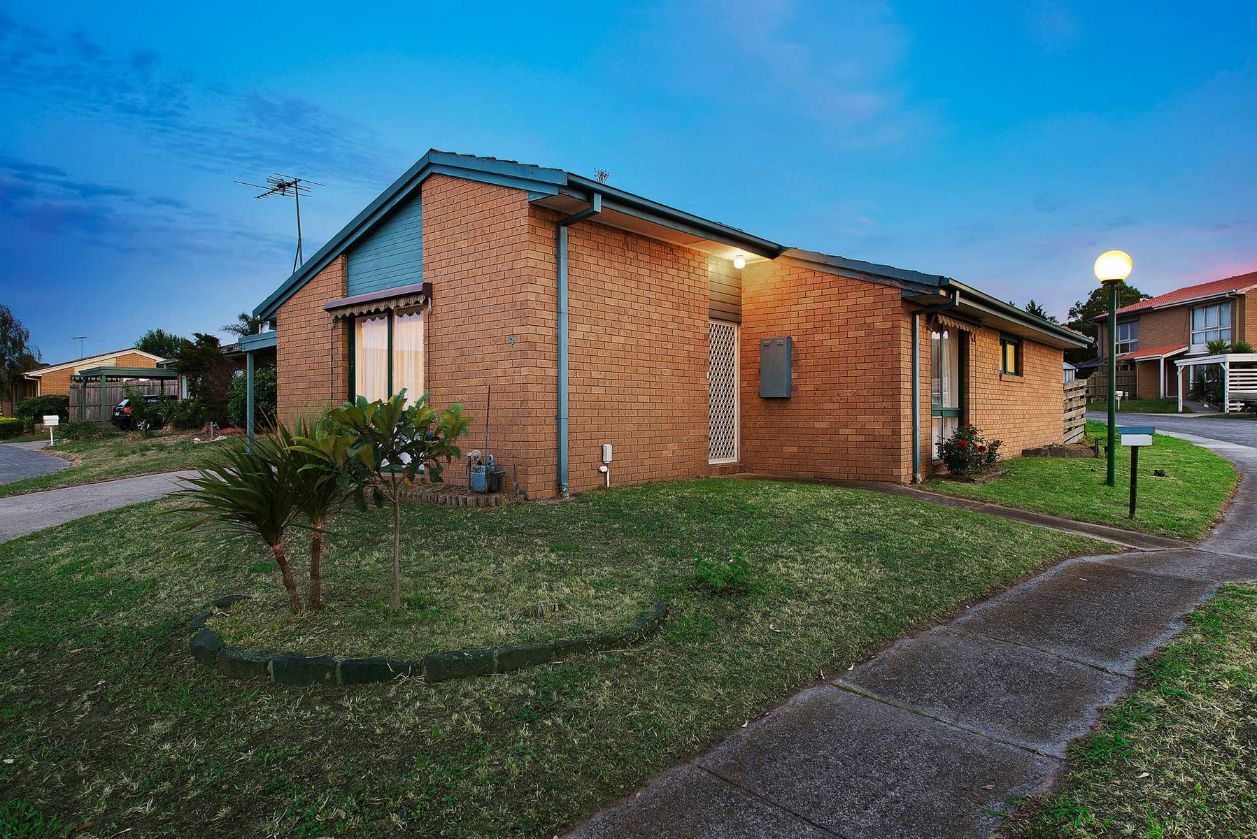 24 Oakwood Drive, Keysborough, VIC 3173, Keysborough - Thumbnail 2