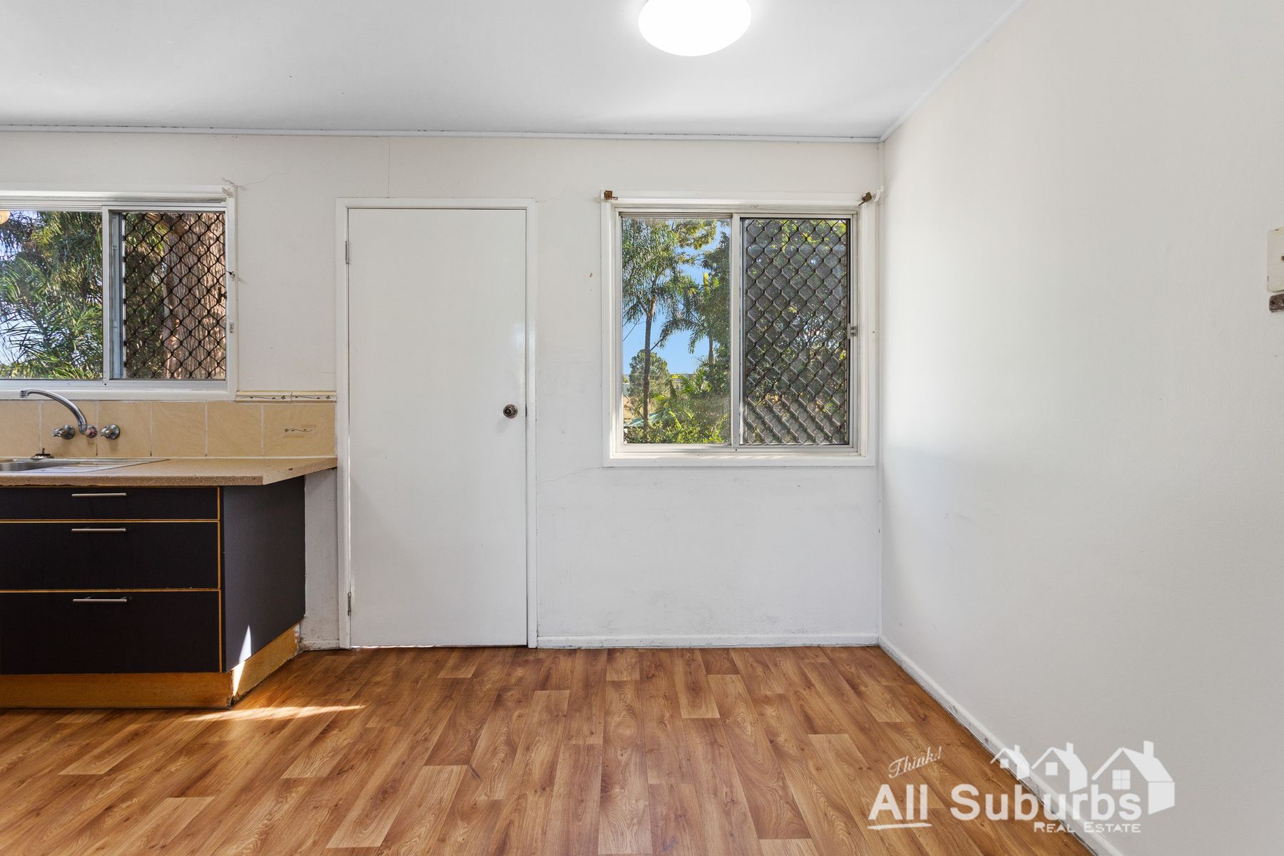 19 Bellatrix Drive, Kingston QLD 4114, Kingston - Thumbnail 4