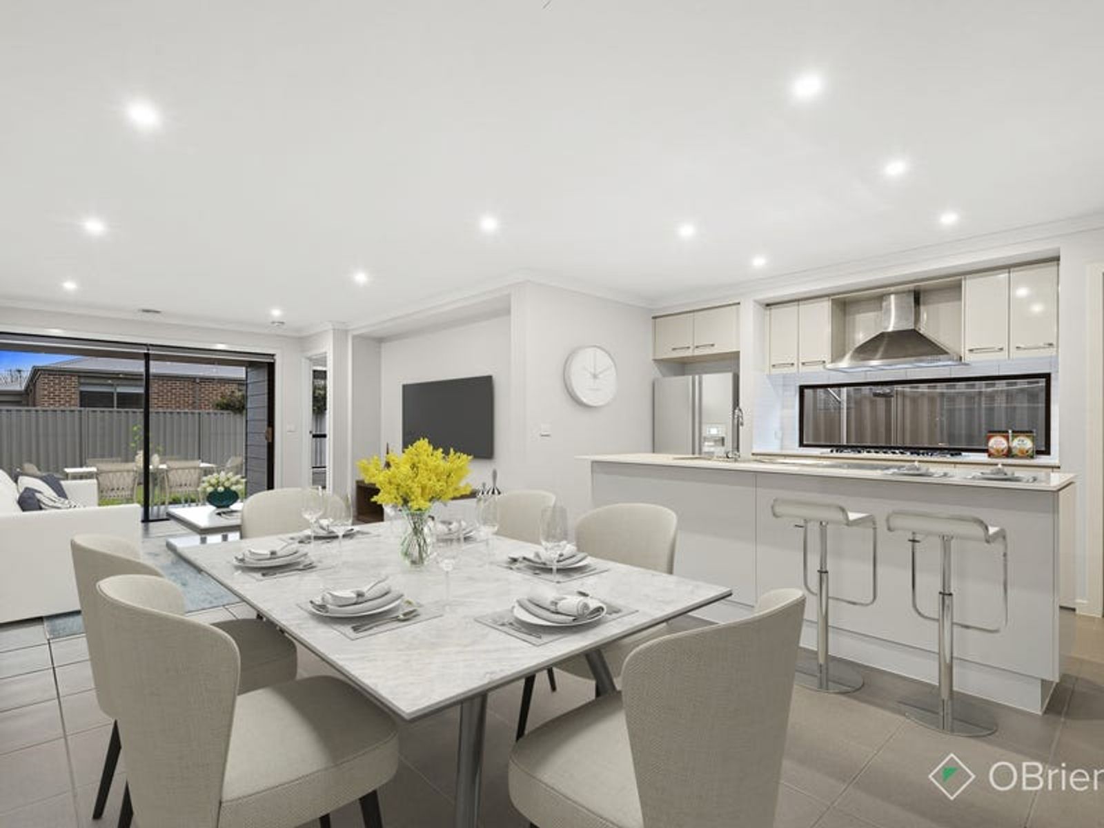 144 Lineham Drive, Cranbourne East, VIC 3977, Cranbourne East - Thumbnail 3