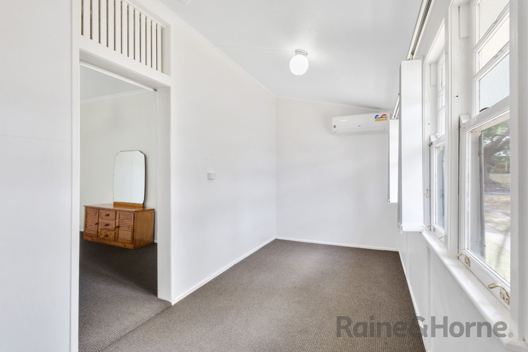 2/12 Groom Street, East Toowoomba QLD 4350, East Toowoomba - Thumbnail 4