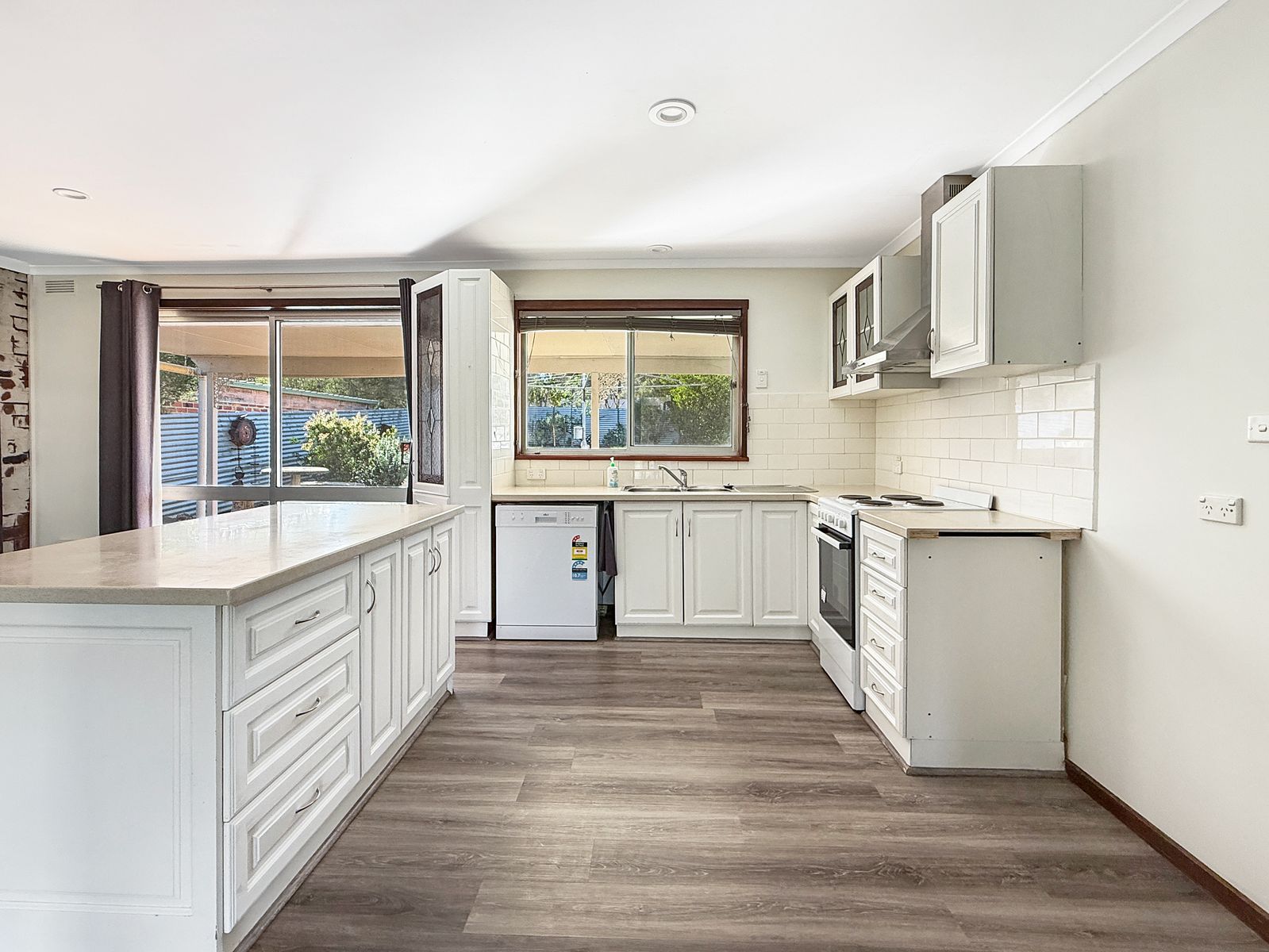 15 Barkly Street, Dunolly VIC 3472, Dunolly - Thumbnail 2
