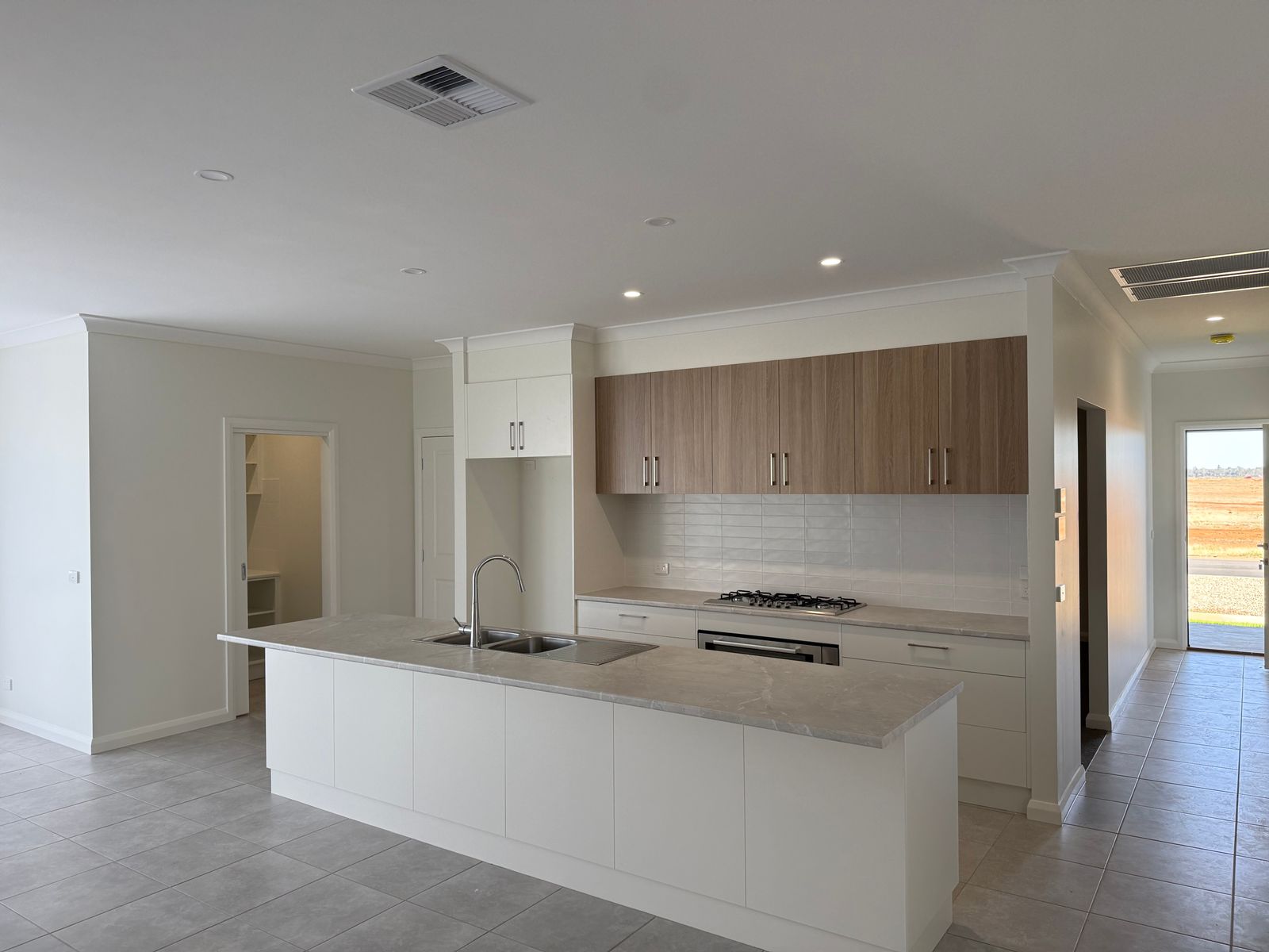662 Ontario Avenue, Mildura VIC 3500, Mildura - Thumbnail 3