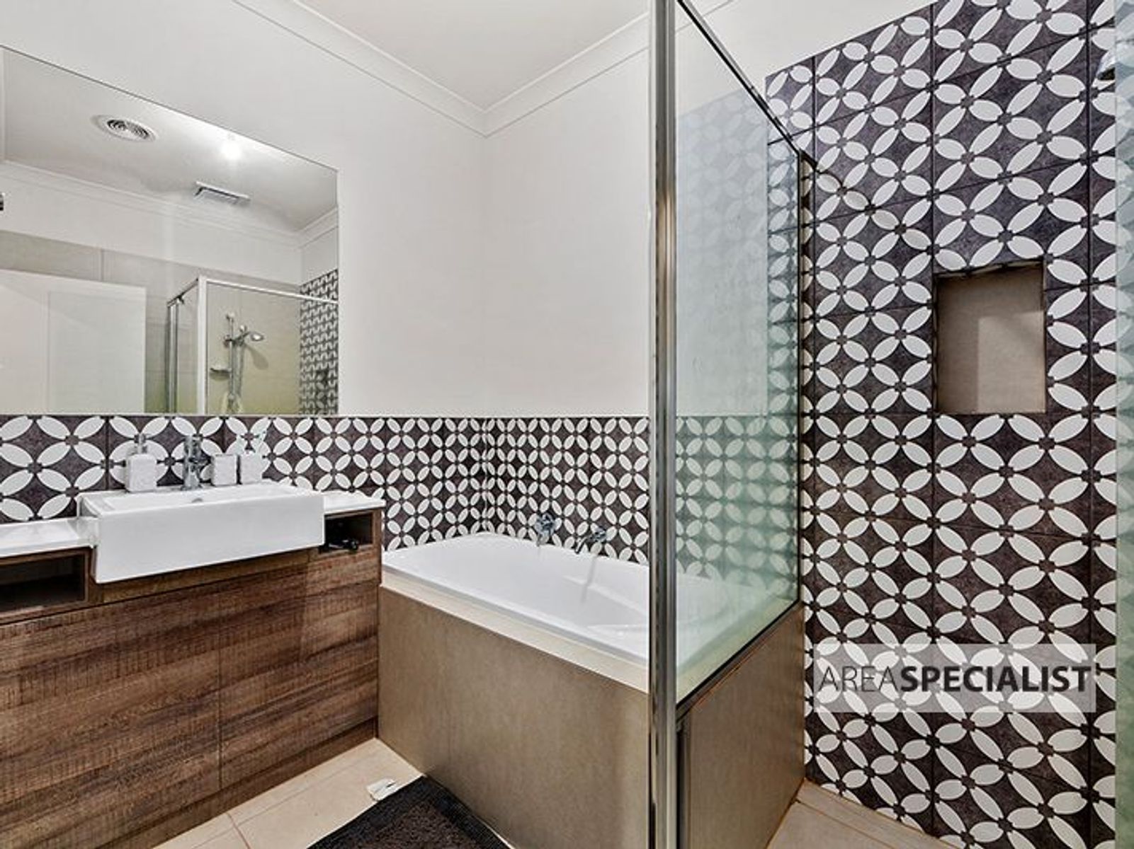 2/23 Oak Avenue, Doveton, VIC 3177, Doveton - Thumbnail 3