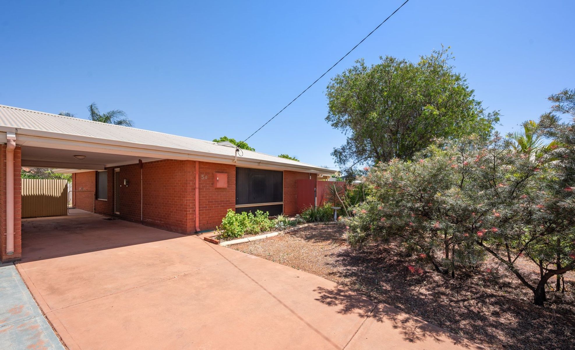5B Eccles Place, Hannans WA 6430