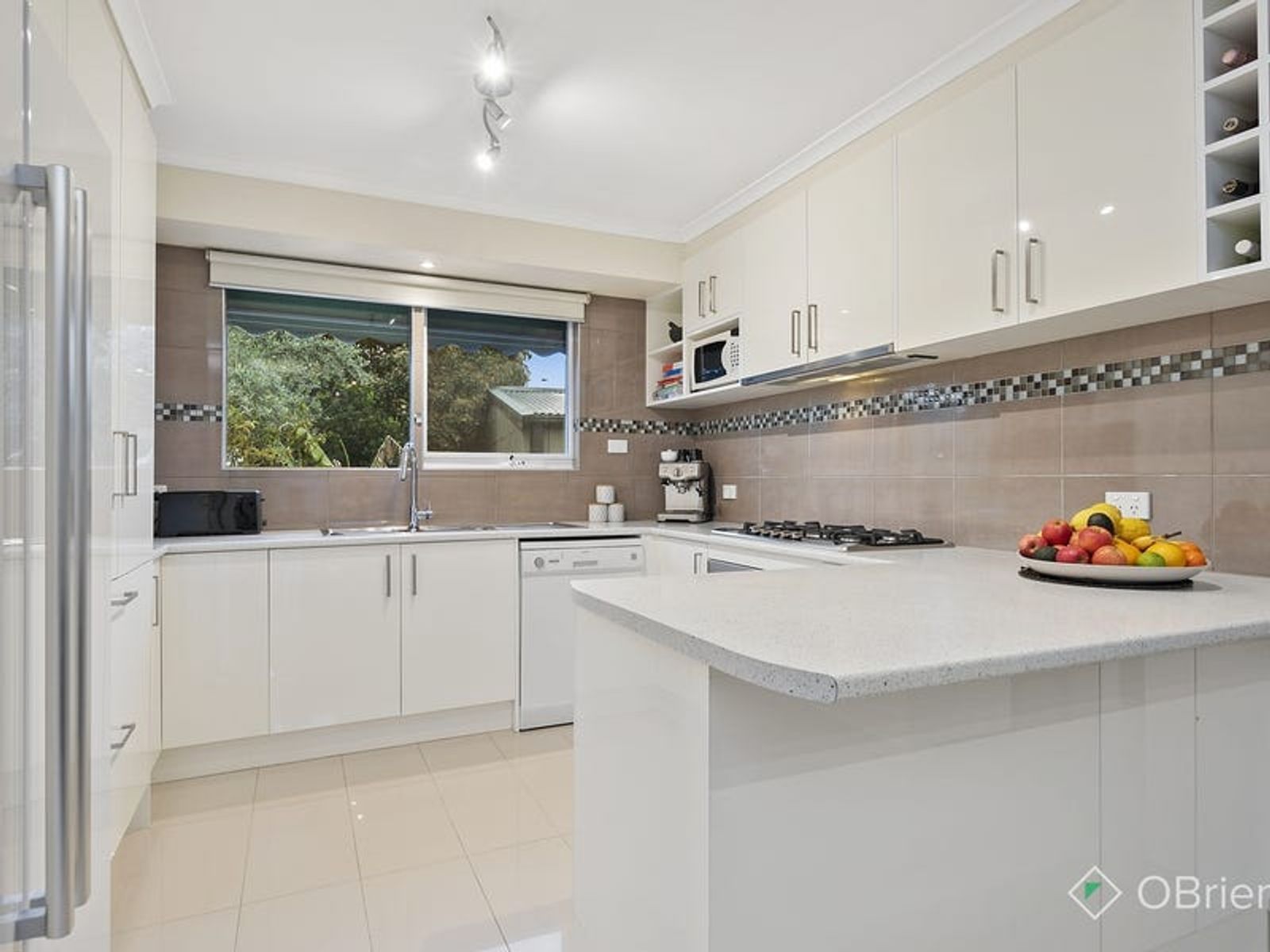 35 Peebles Street, Endeavour Hills, VIC 3802, Endeavour Hills - Thumbnail 3