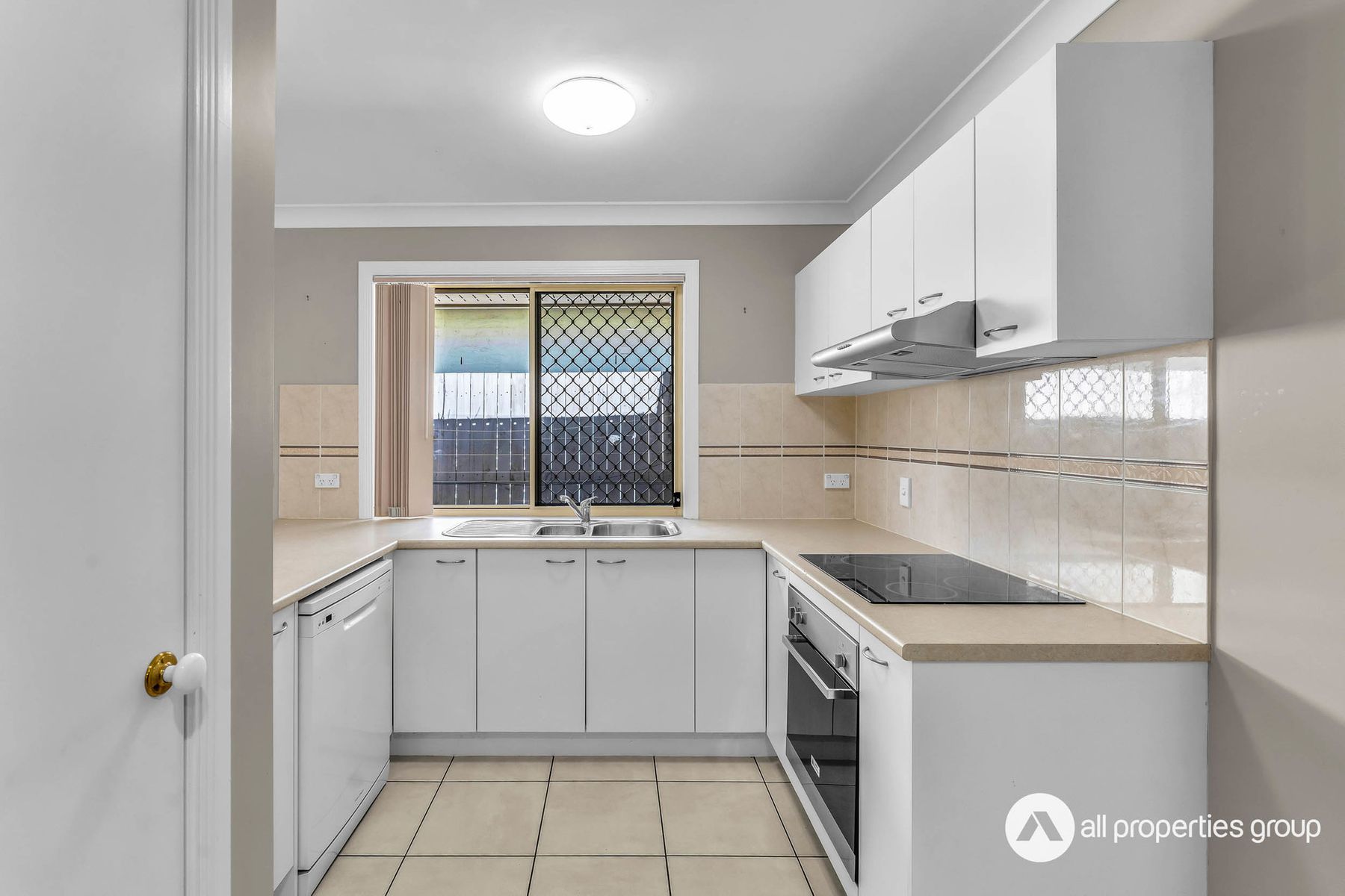 22 Frankland Avenue, Waterford QLD 4133, Waterford - Thumbnail 3
