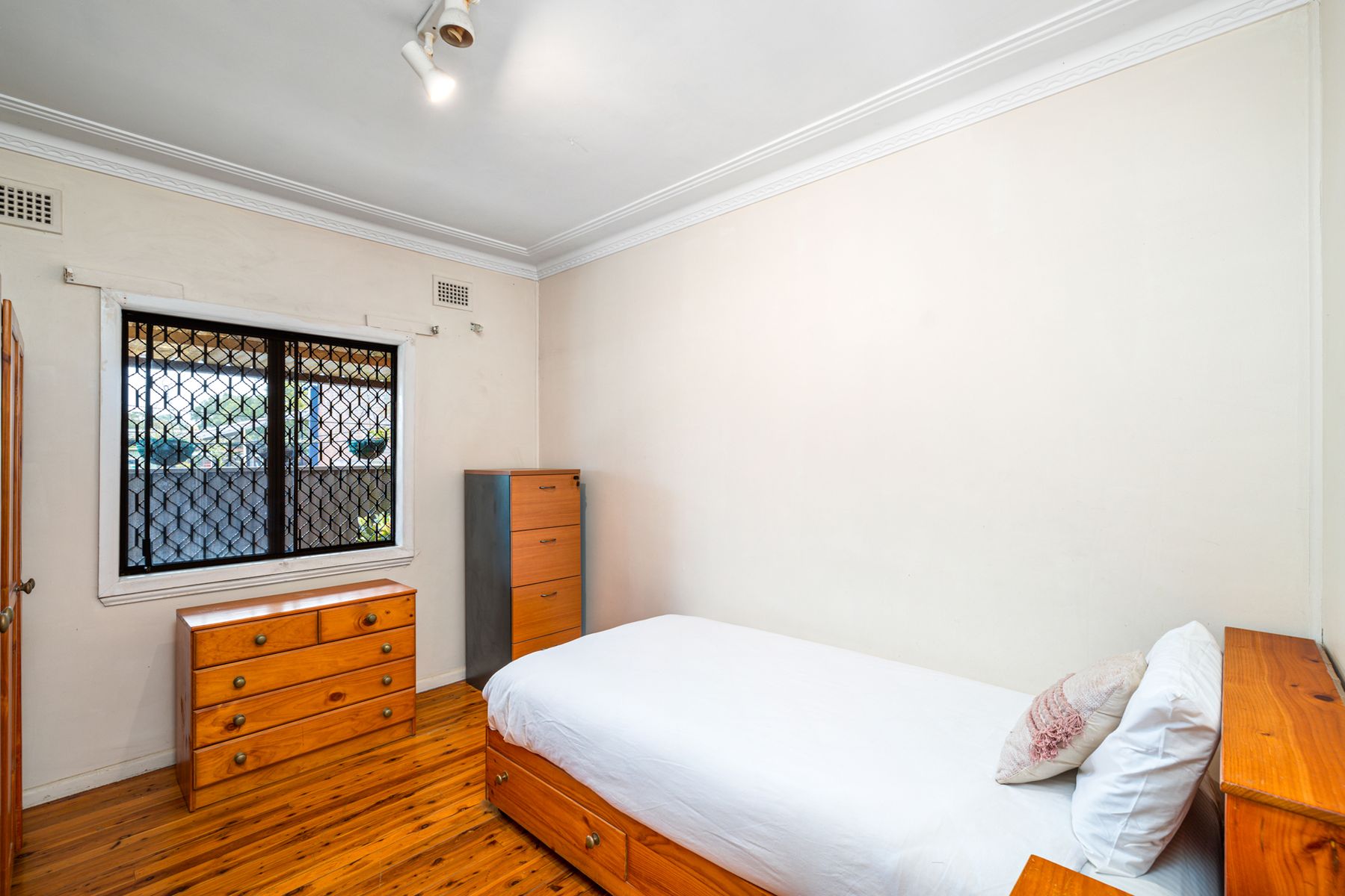 200 Bransgrove Rd, Panania NSW 2213, Panania - Thumbnail 8
