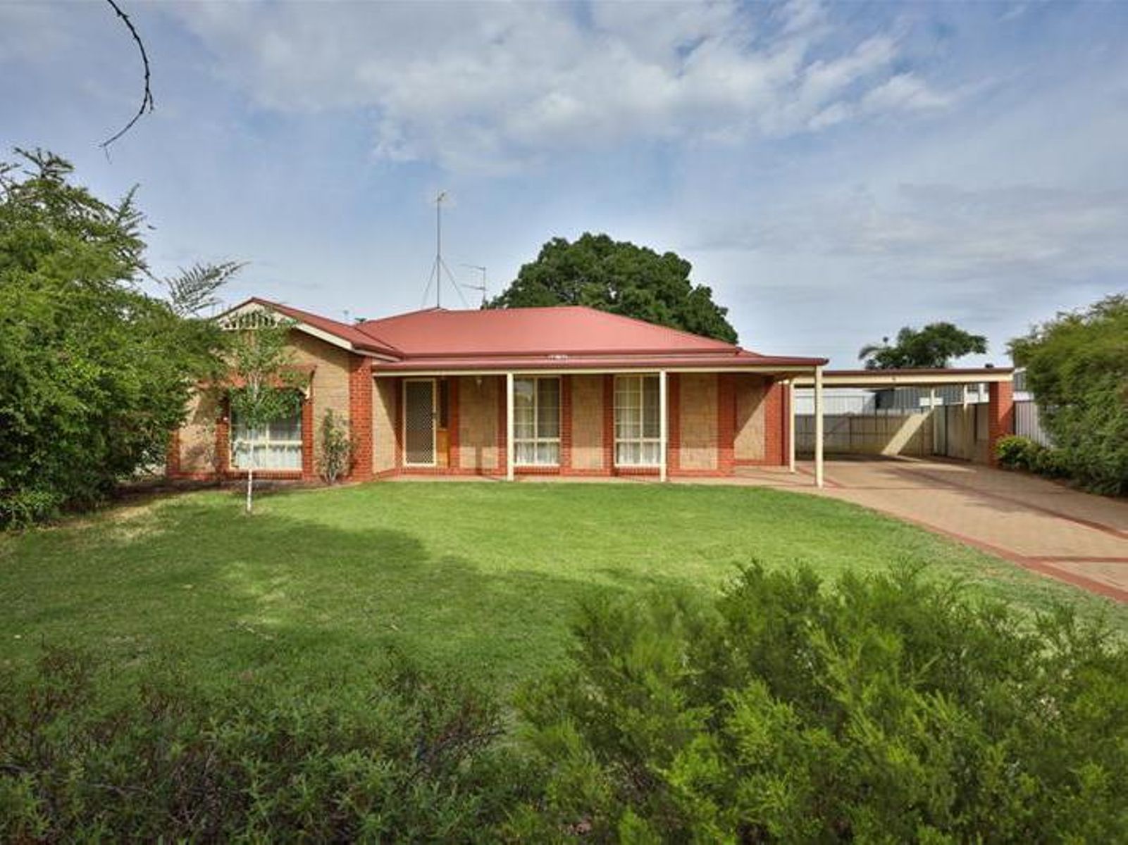 4 Meadow Grove, Mildura - Image 1