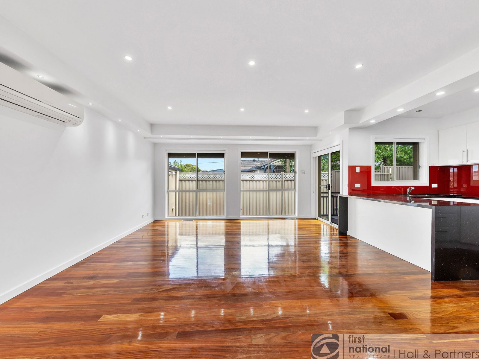 2/7 Charles Avenue, Hallam VIC 3803, Hallam - Thumbnail 4