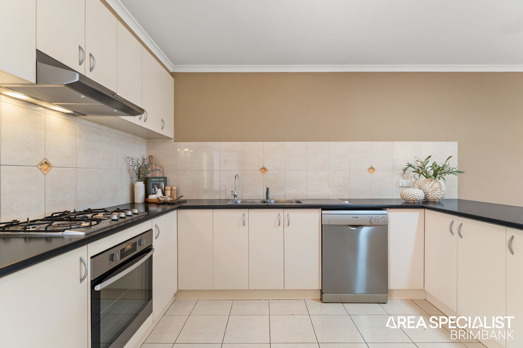2/20 Jade Way, Hillside, VIC 3037, Hillside - Thumbnail 4