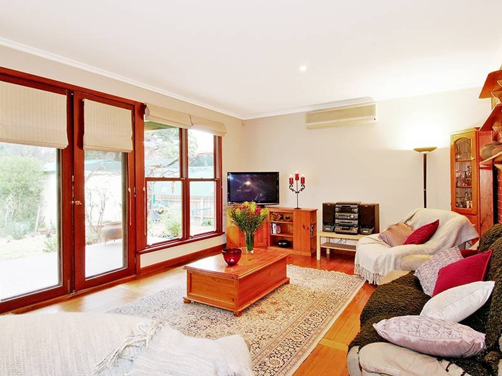 8 Schofield Street, Essendon - Thumbnail 4