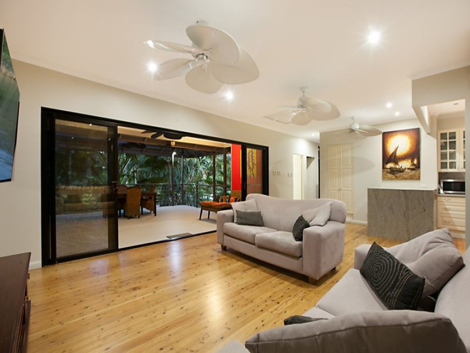 2 Lovegrove Street, Ludmilla NT 0820, Ludmilla - Thumbnail 4