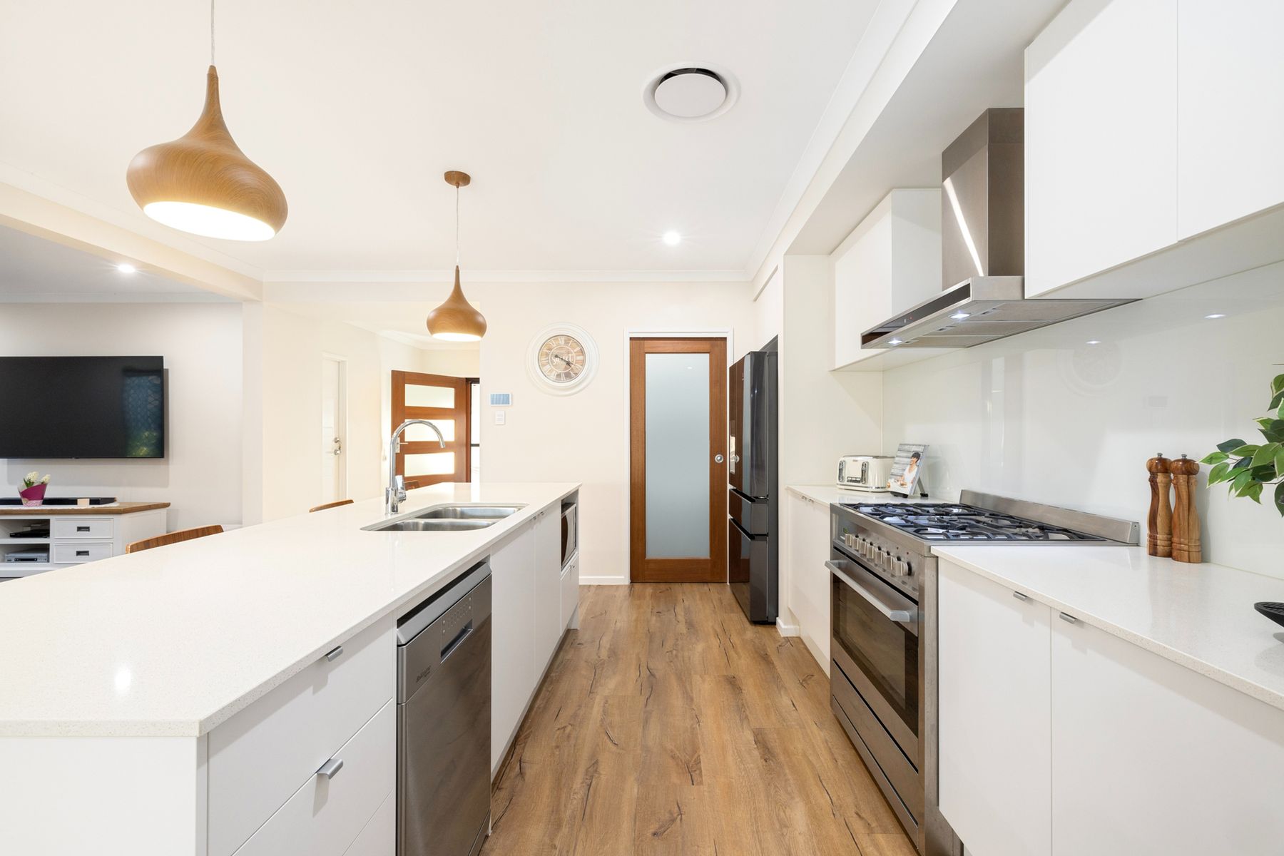 4 Notlob Court, Greenbank QLD 4124, Greenbank - Thumbnail 4