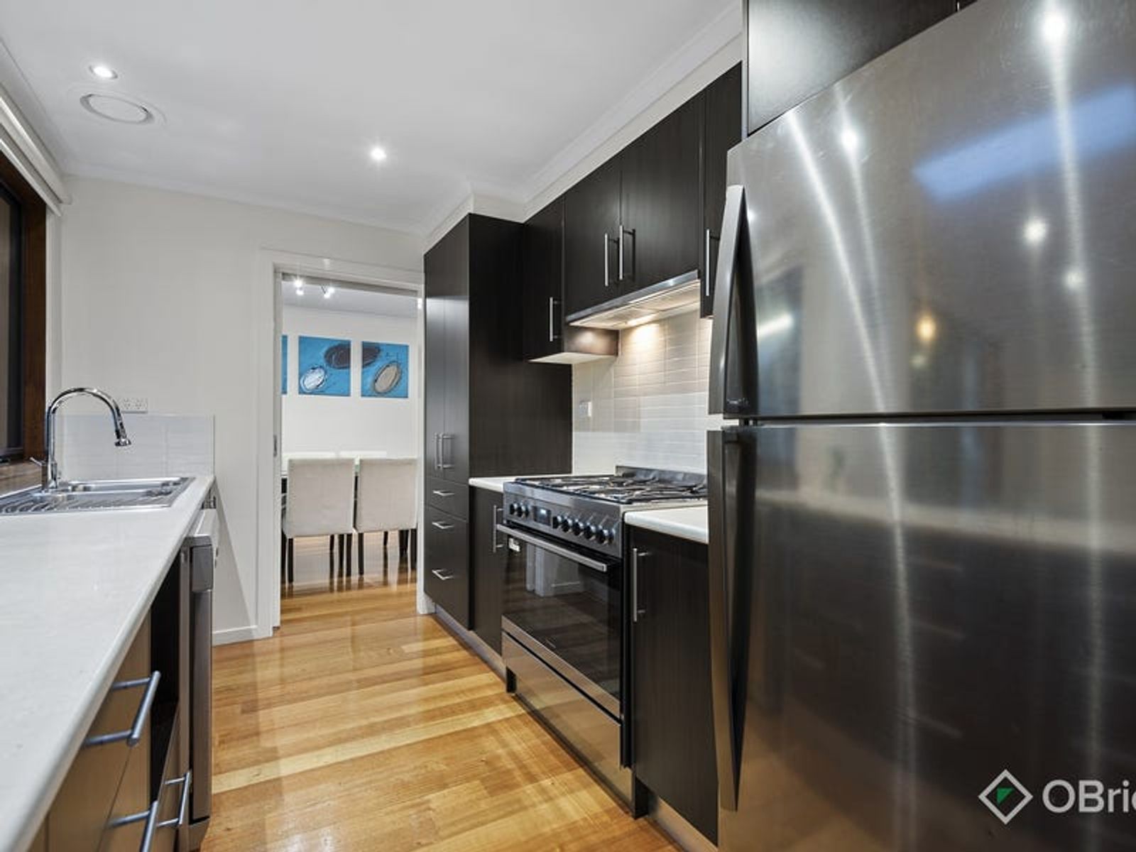 4 Robinvale Court, Endeavour Hills, VIC 3802, Endeavour Hills - Thumbnail 5