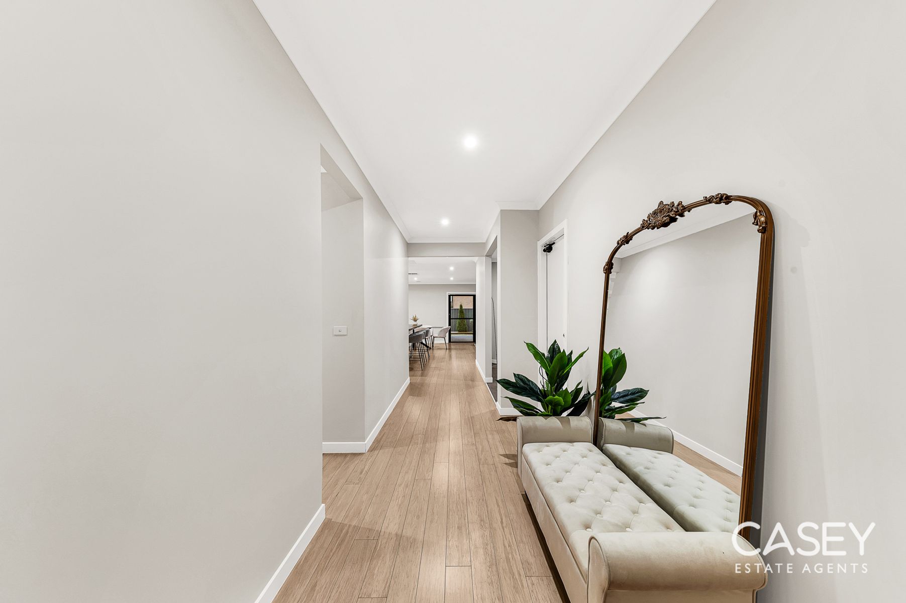 19 Quist Parade, Cranbourne West - Thumbnail 6