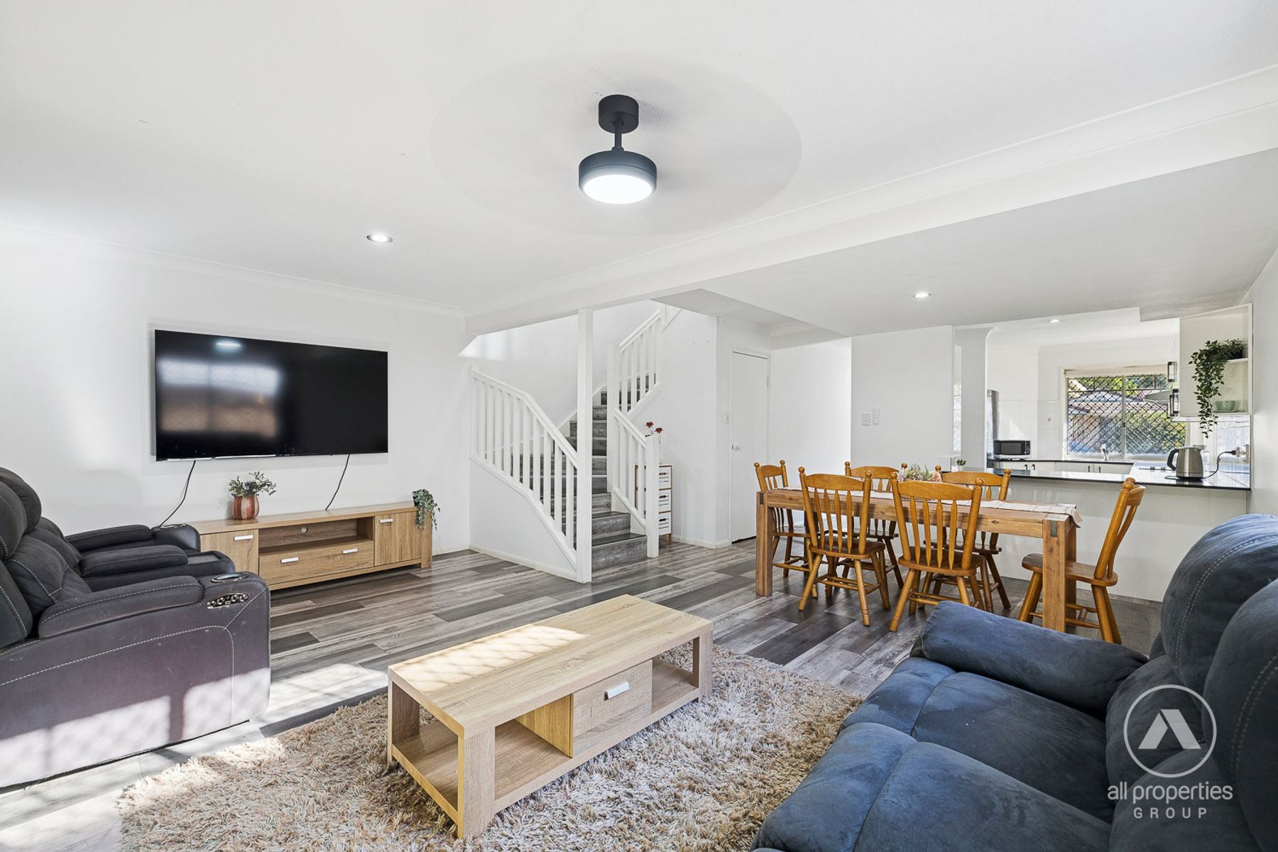 9/10 Lawrence Close, Robertson QLD 4109, Robertson - Thumbnail 2