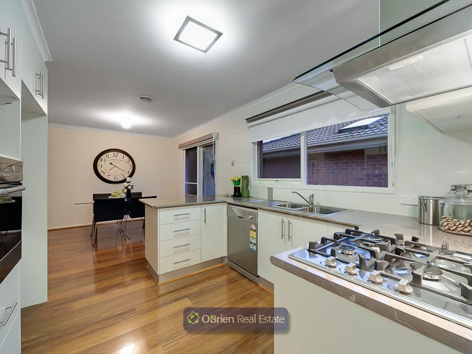 1/13 Endeavour Crescent, Endeavour Hills, VIC 3802, Endeavour Hills - Thumbnail 2