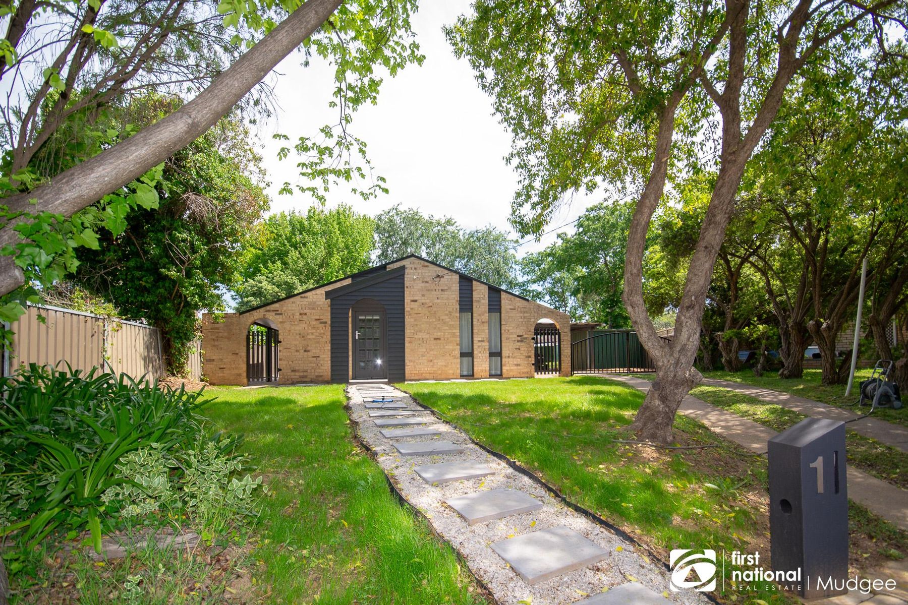 1 Clarendon Place, Mudgee NSW 2850, Mudgee - Thumbnail 3