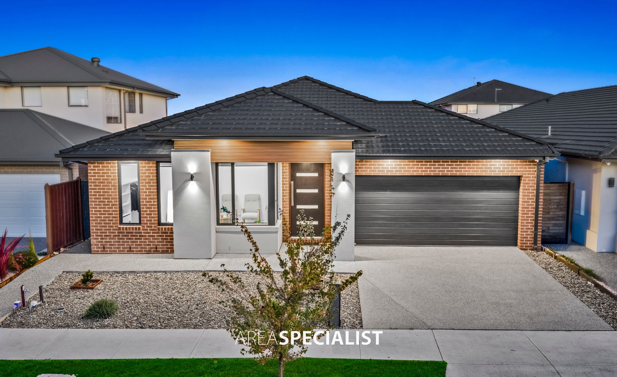 40 Rockbank Road, Clyde North, Clyde North - Thumbnail 3