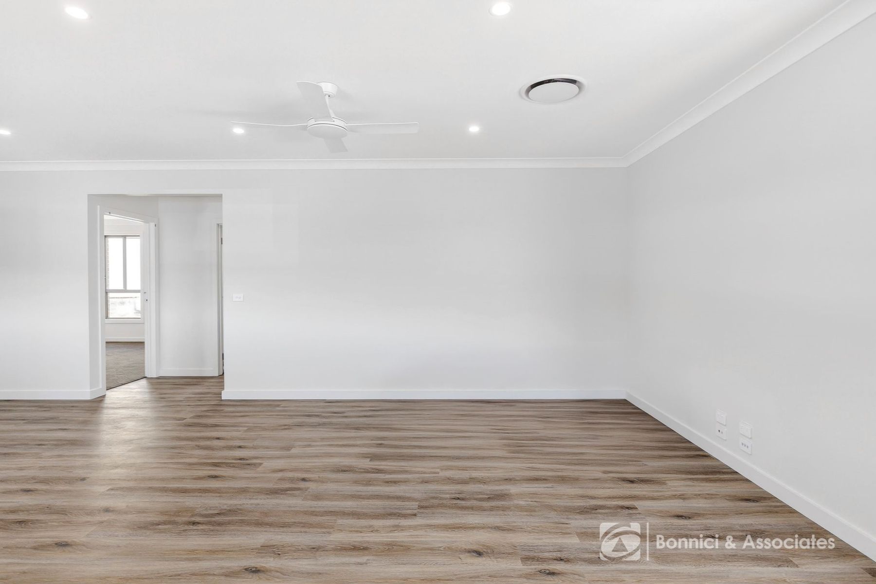 2 Tredegar Street, Wodonga VIC 3690, Wodonga - Thumbnail 5