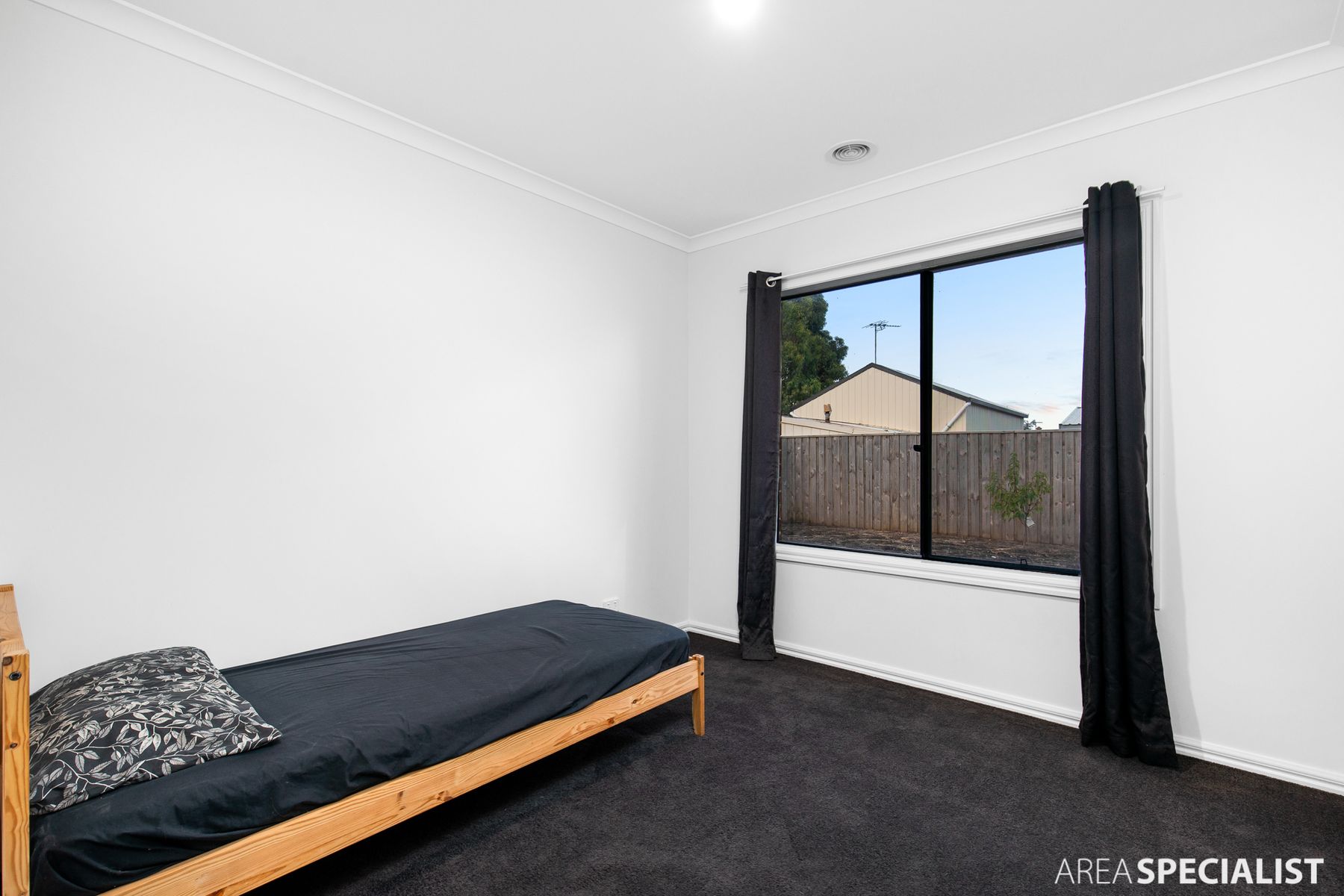 40 Tiverton Terrace, Werribee, VIC 3030, Werribee - Thumbnail 5