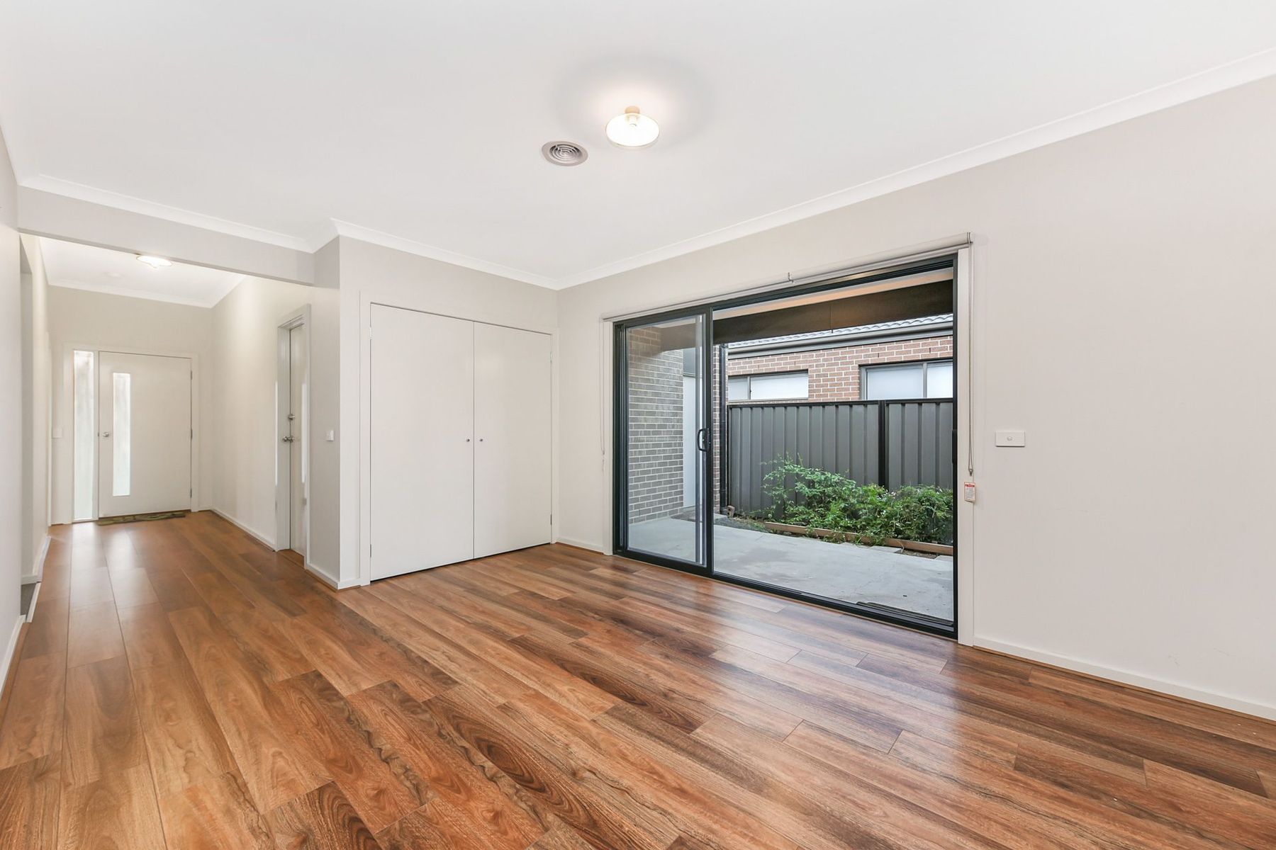 62 Kilmarnock Way, Clyde North, VIC 3978, Clyde North - Thumbnail 8