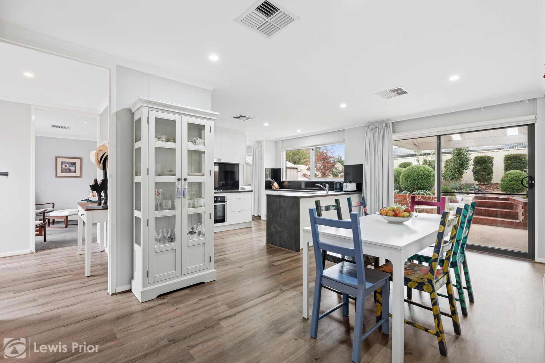 11 Mason Avenue, Happy Valley SA 5159, Happy Valley - Thumbnail 4