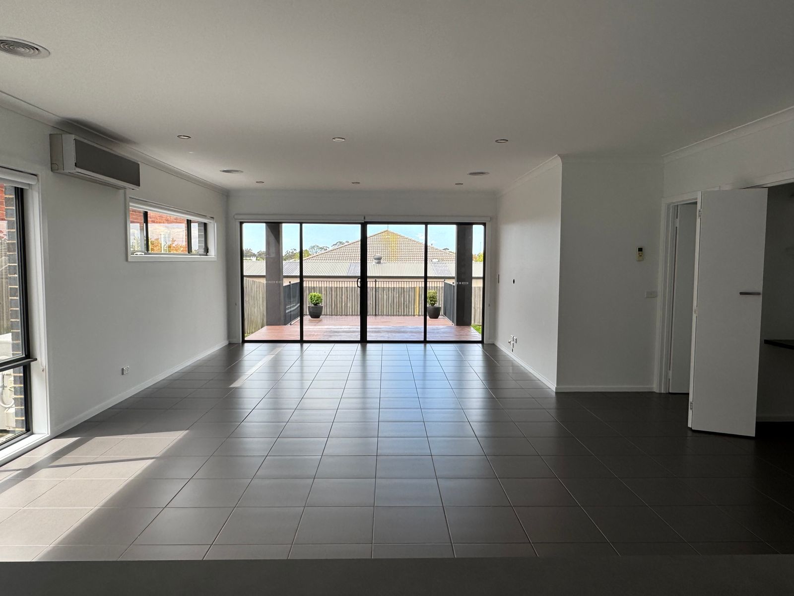 2/2 McClure Court, Traralgon VIC 3844, Traralgon - Thumbnail 4
