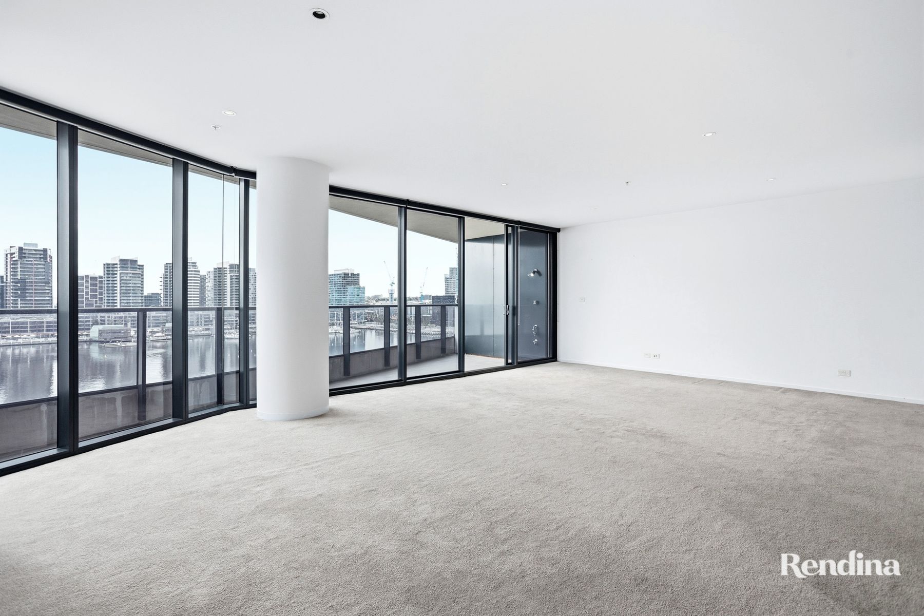 112/55 Victoria Harbour Promenade, Docklands - Thumbnail 2
