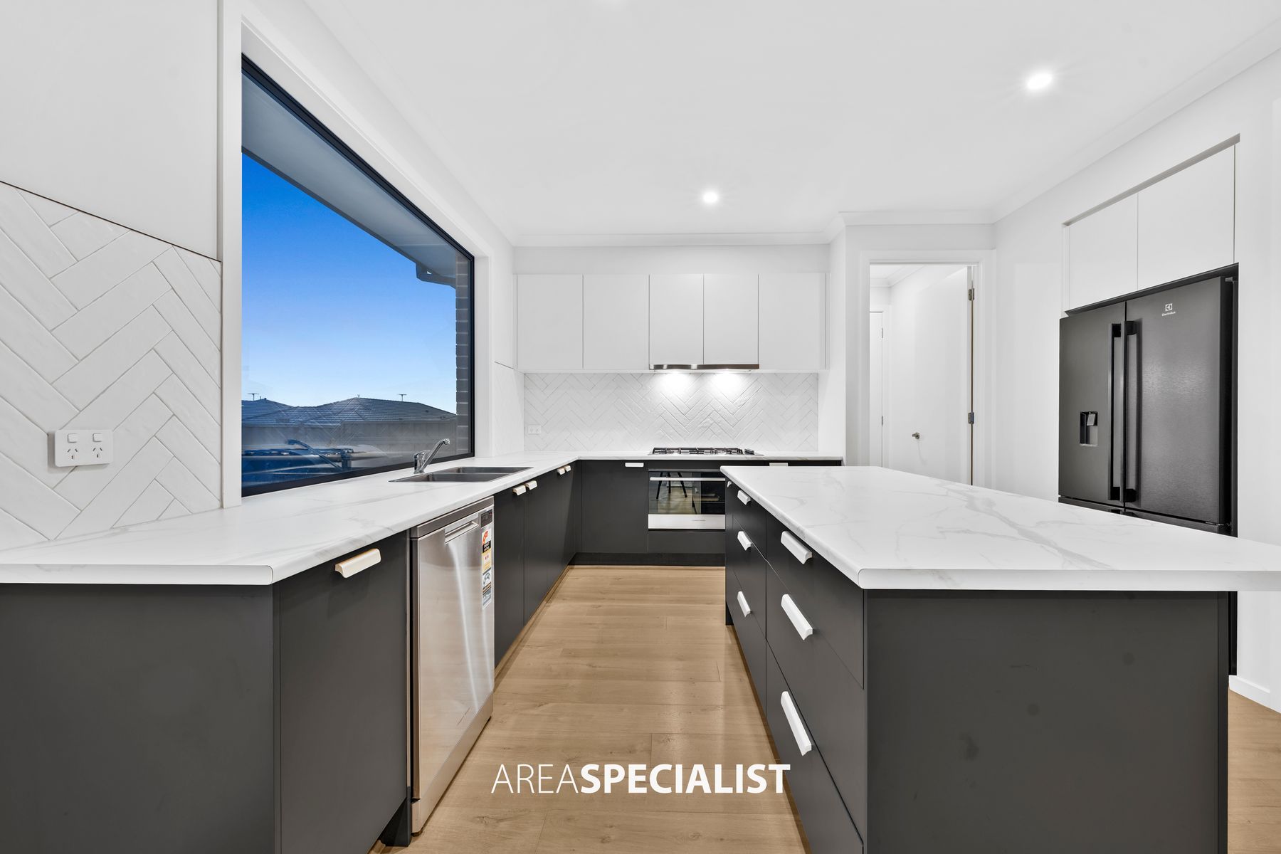 18 Silverstar Street, Pakenham, Pakenham - Thumbnail 7
