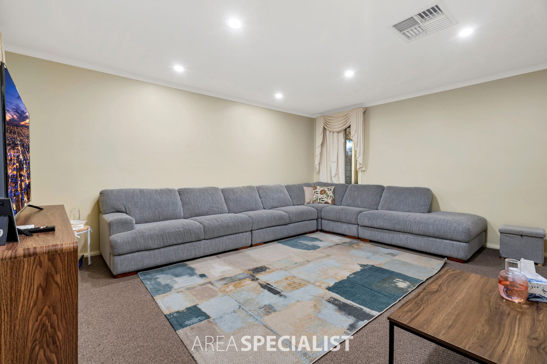 5 Rosewood Court, Narre Warren South, VIC 3805, Narre Warren South - Thumbnail 2