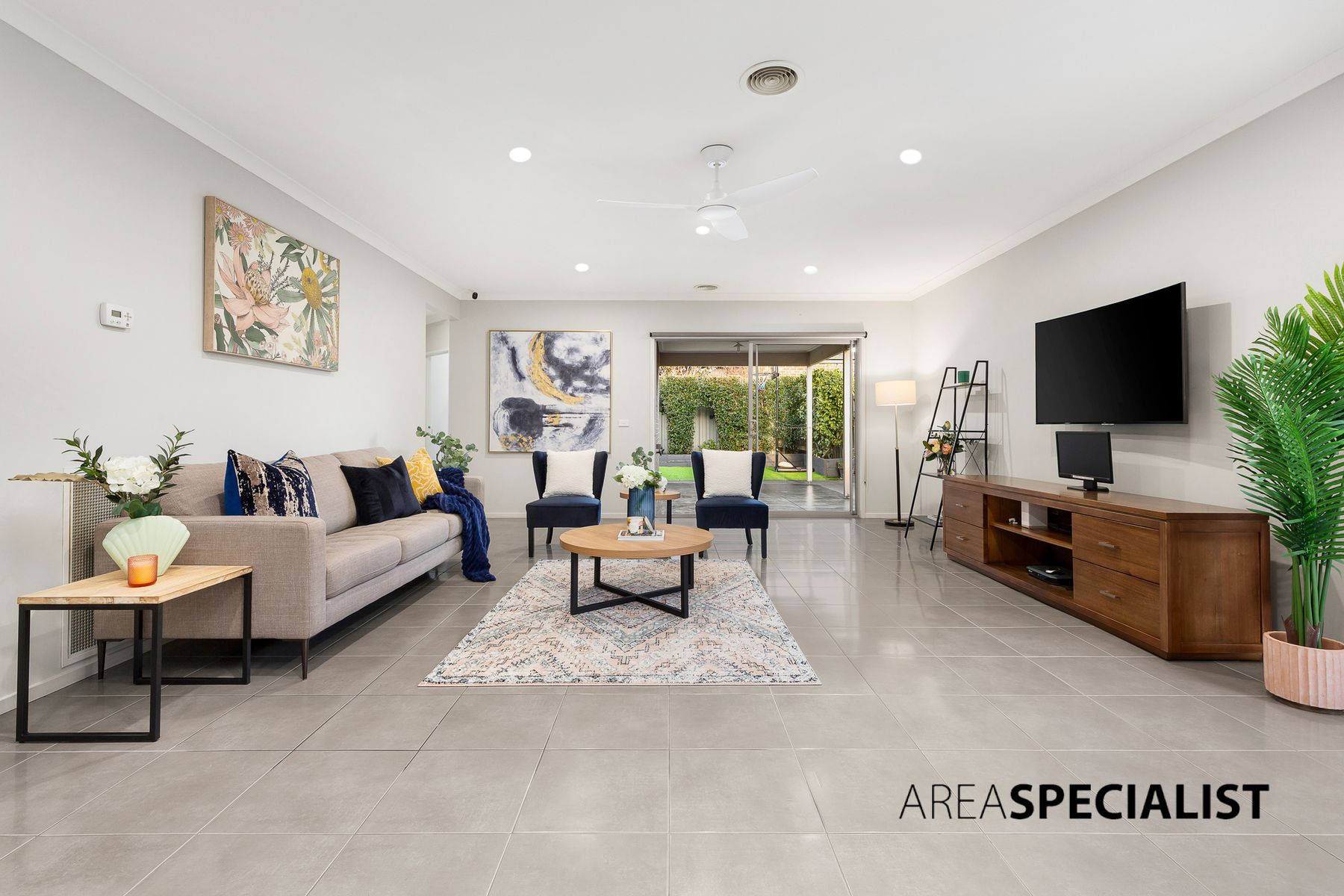 79 Stately Drive, Cranbourne East, VIC 3977, Cranbourne East - Thumbnail 2