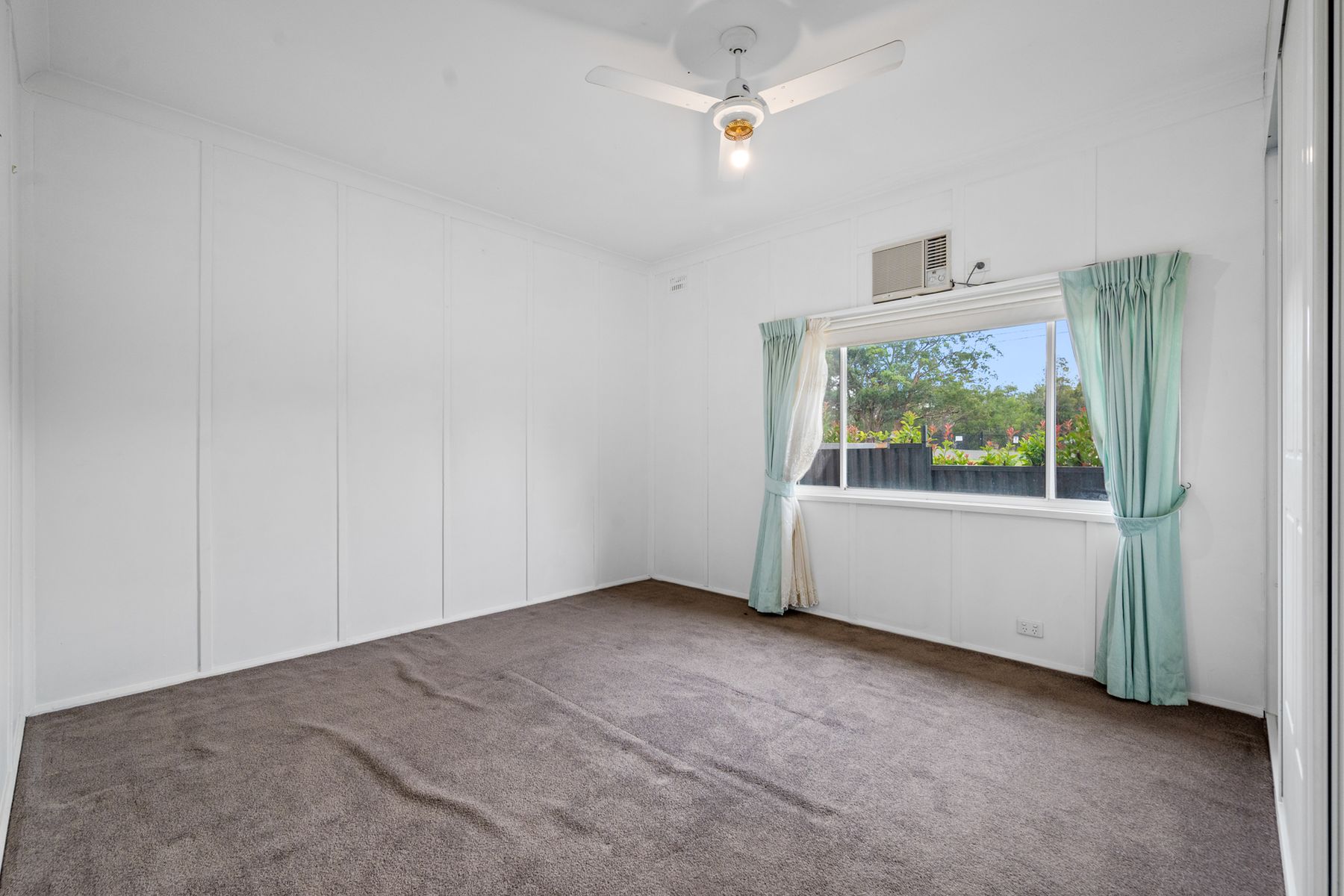 12 Seventh Street, Warragamba NSW 2752, Warragamba - Thumbnail 7