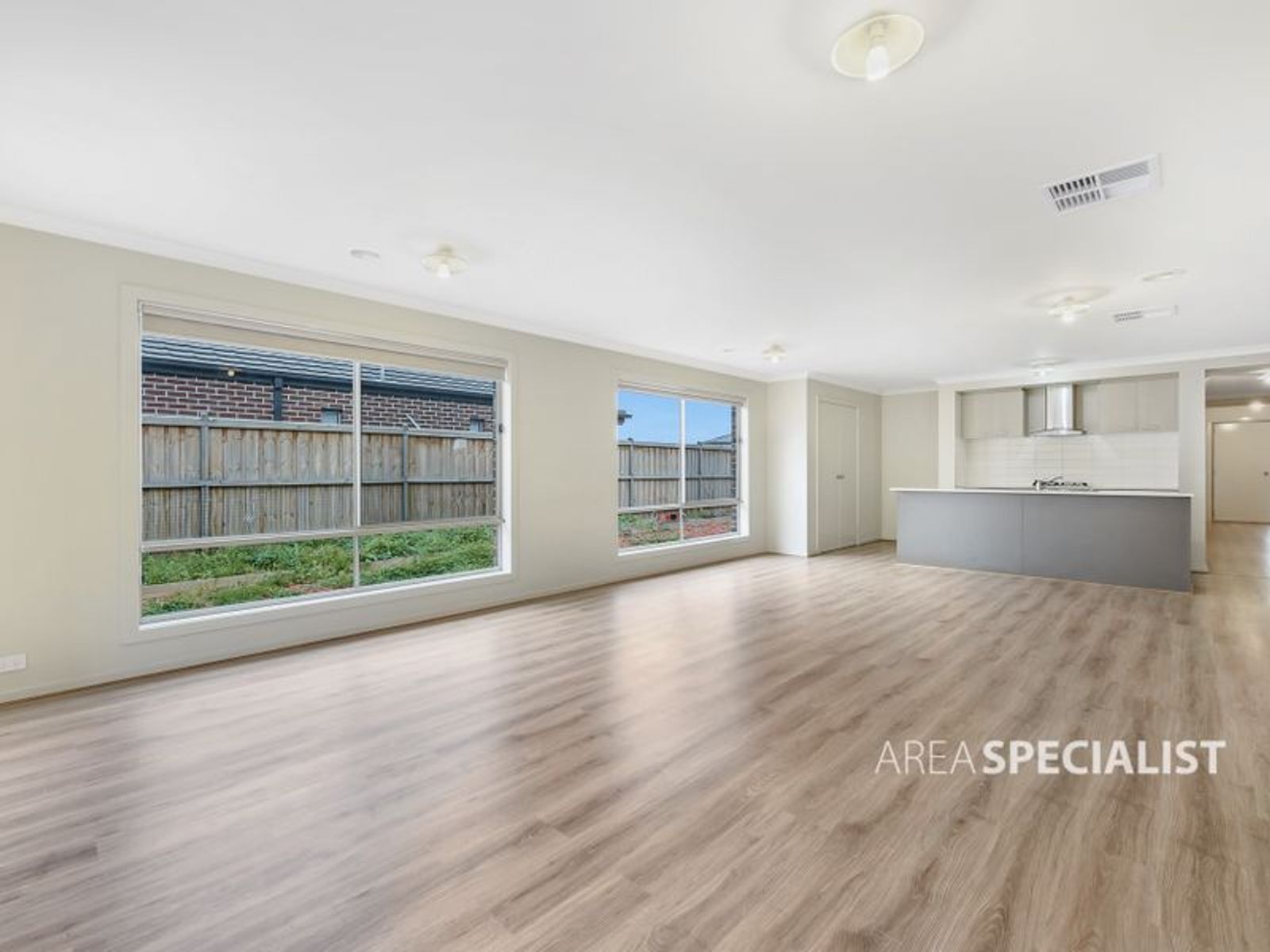83 Aquatic Drive, Cranbourne West, VIC 3977, Cranbourne West - Thumbnail 7
