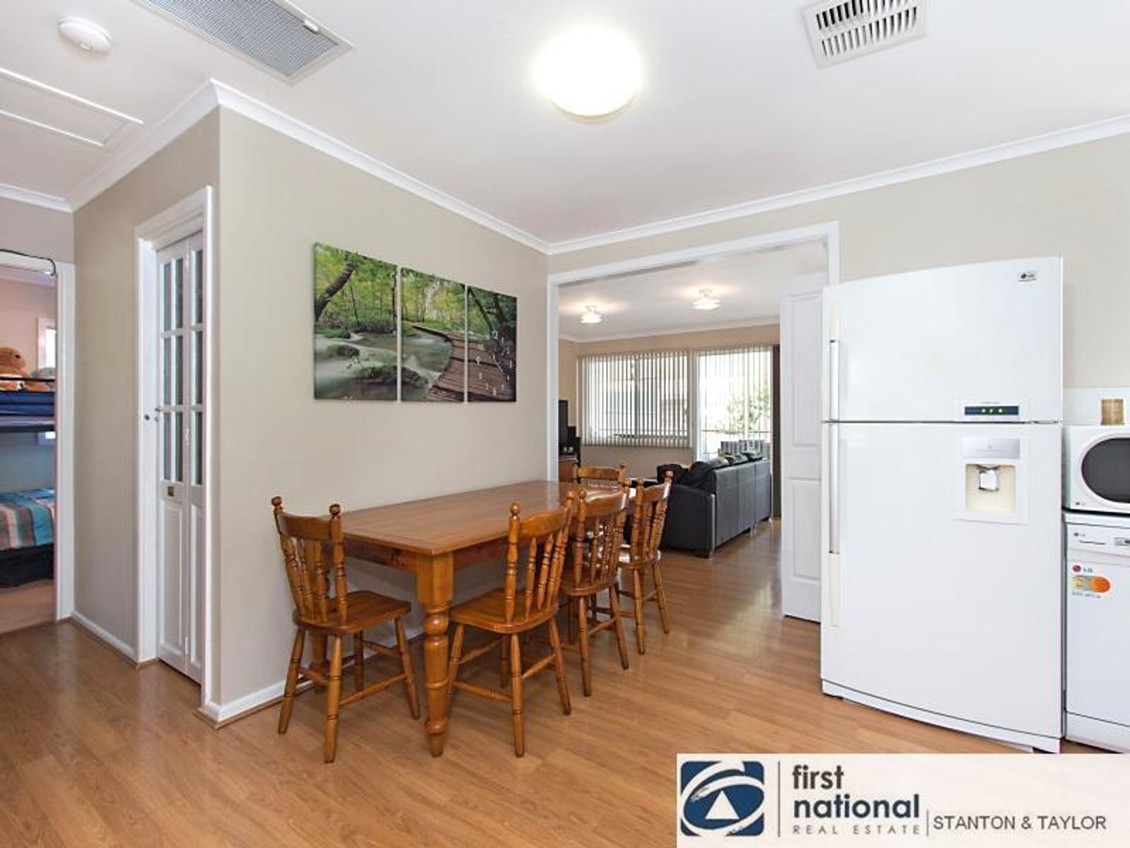 101 Barry Street, Cambridge Park - Thumbnail 8