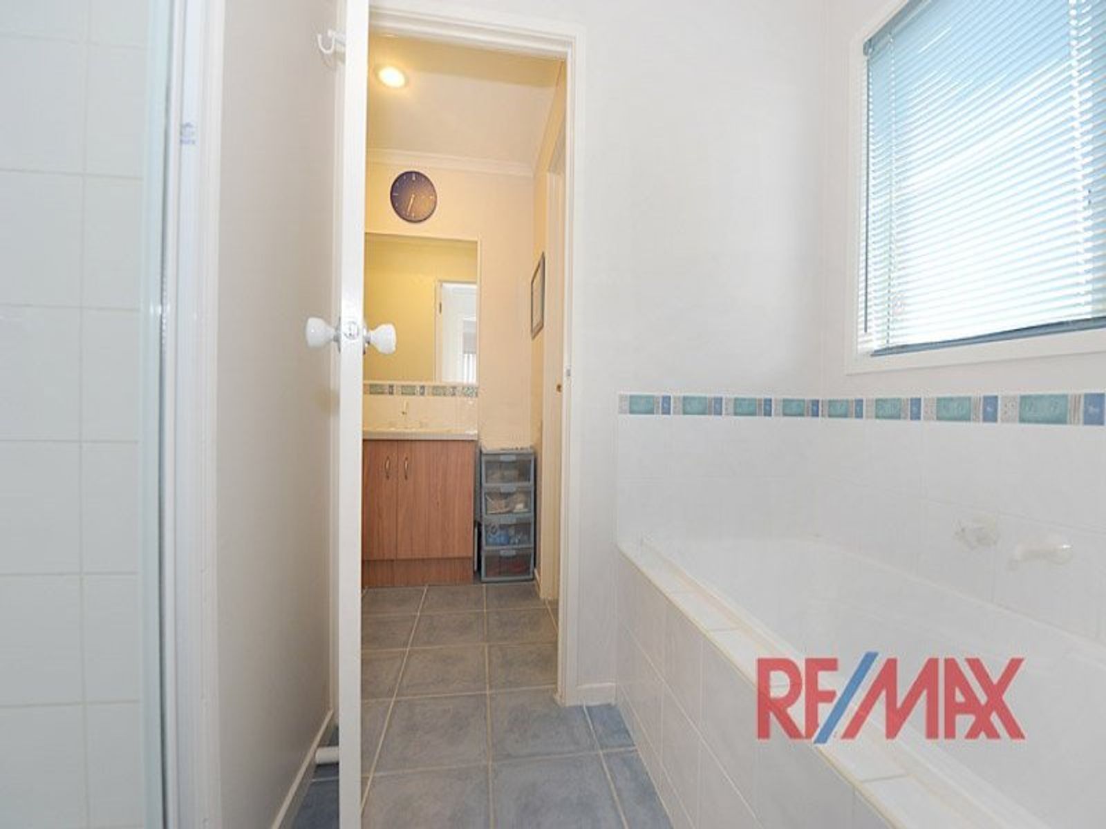 47 Miralie Way, Cranbourne - Thumbnail 6