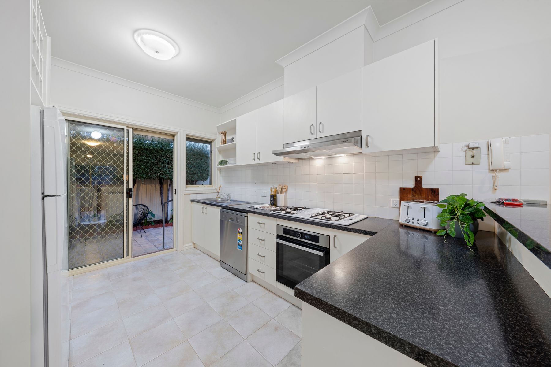 11/135, Noble Park - Thumbnail 7