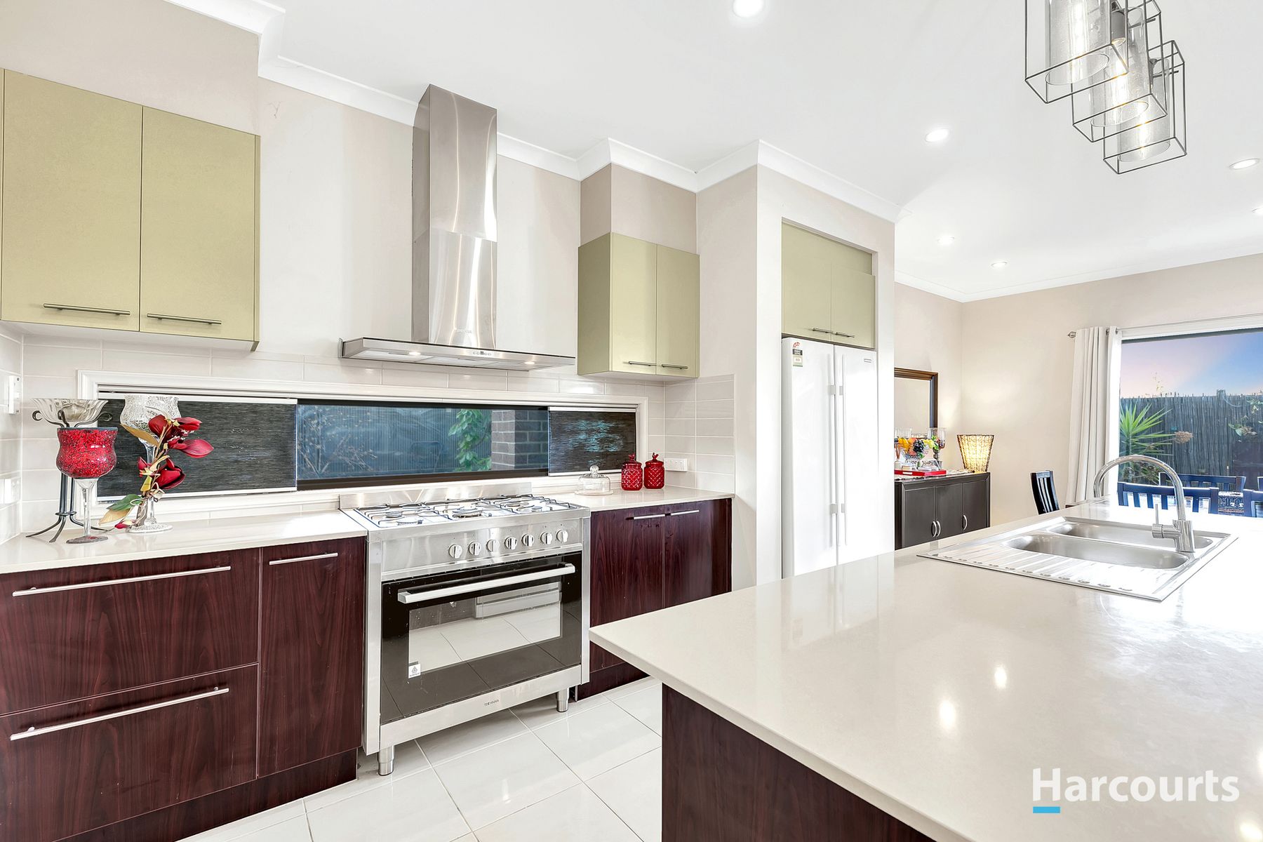 19 Beaconsfield Lane, Caroline Springs, VIC 3023, Caroline Springs - Thumbnail 3