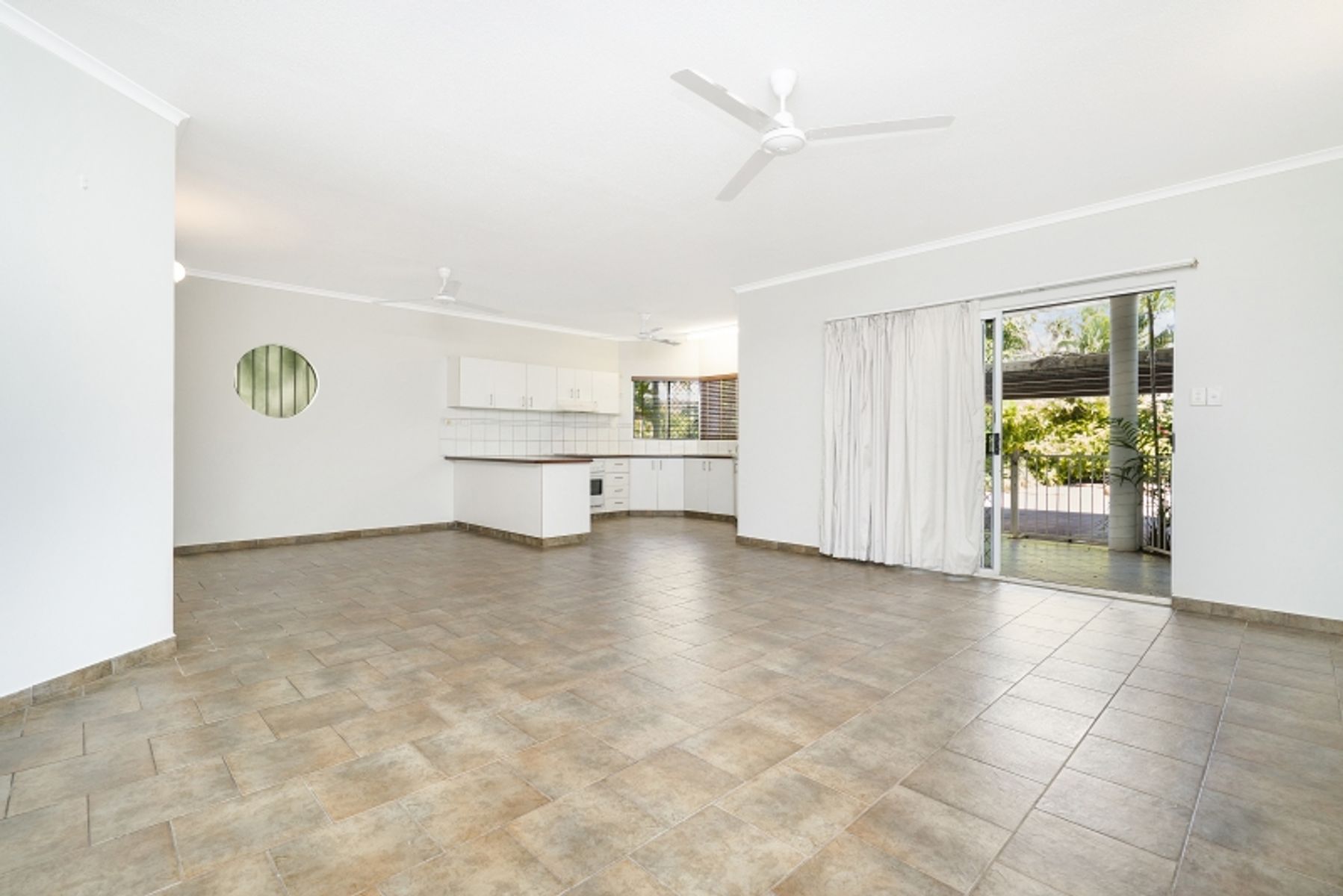 18/138 Casuarina Drive, Nightcliff NT 0810, Nightcliff - Thumbnail 7