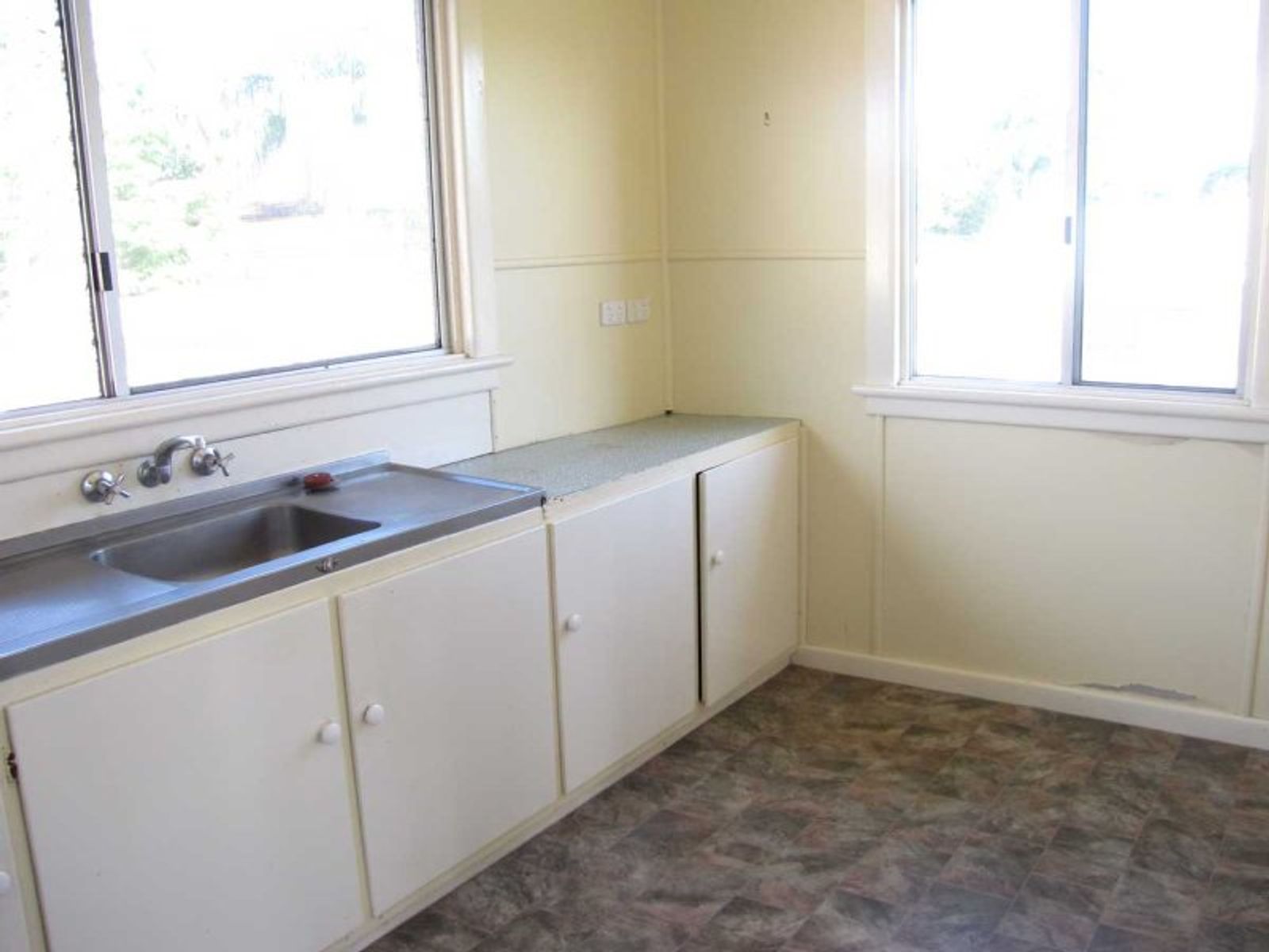 12 Gitana Street, Casino - Thumbnail 8
