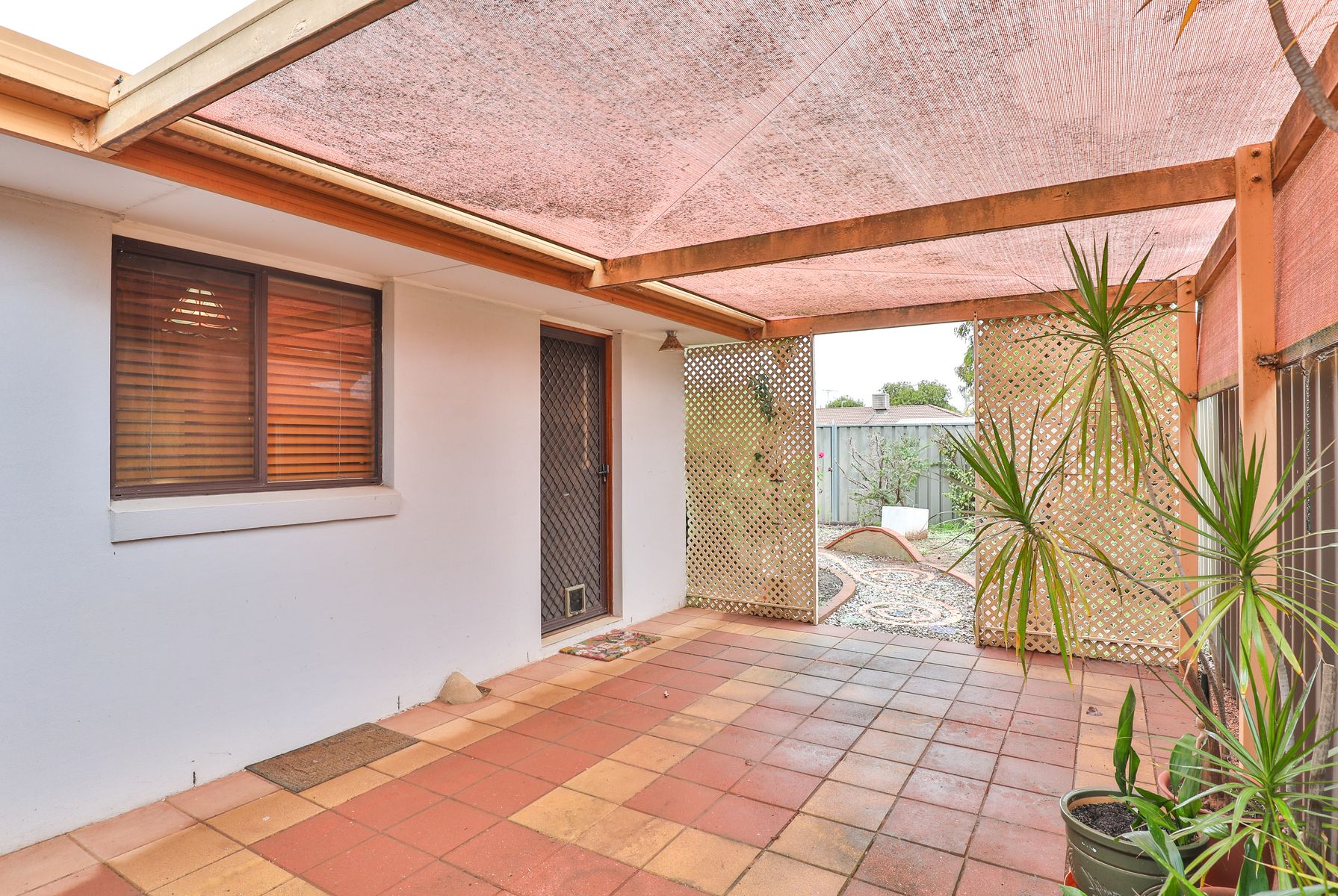 2/42 Flamingo Drive