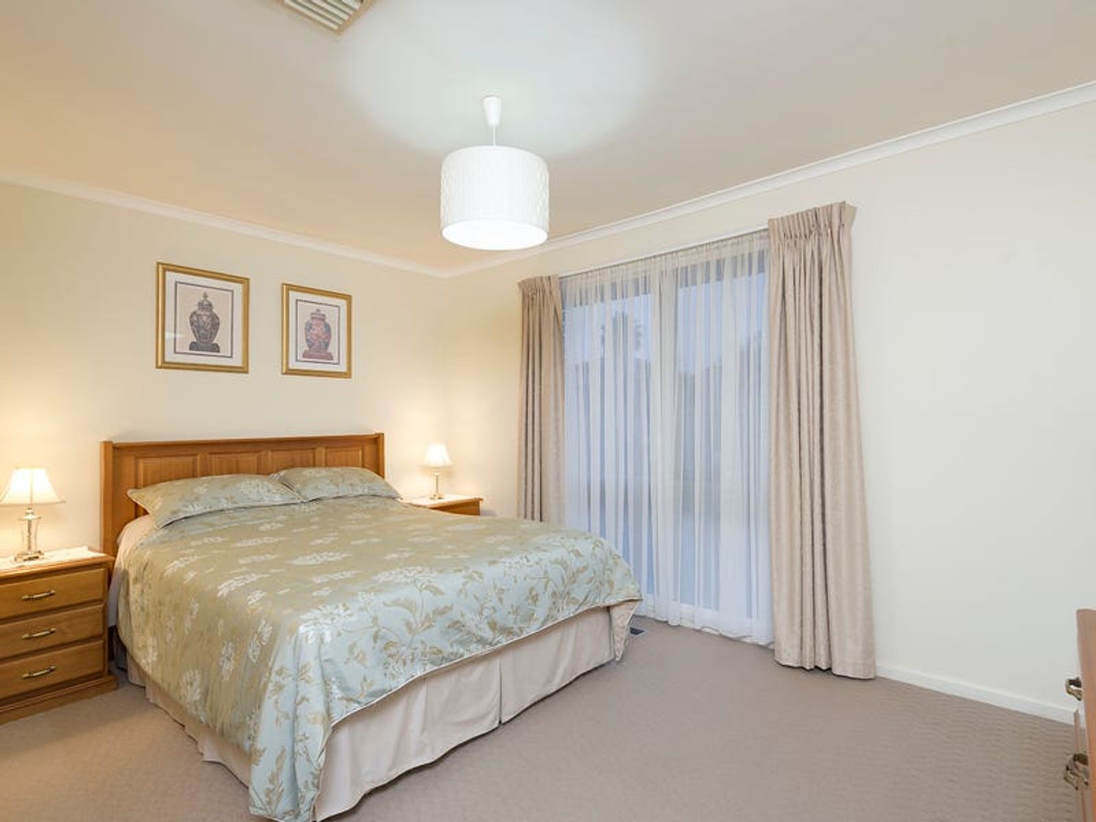 73 Gleneagles Drive, Endeavour Hills, VIC 3802, Endeavour Hills - Thumbnail 4