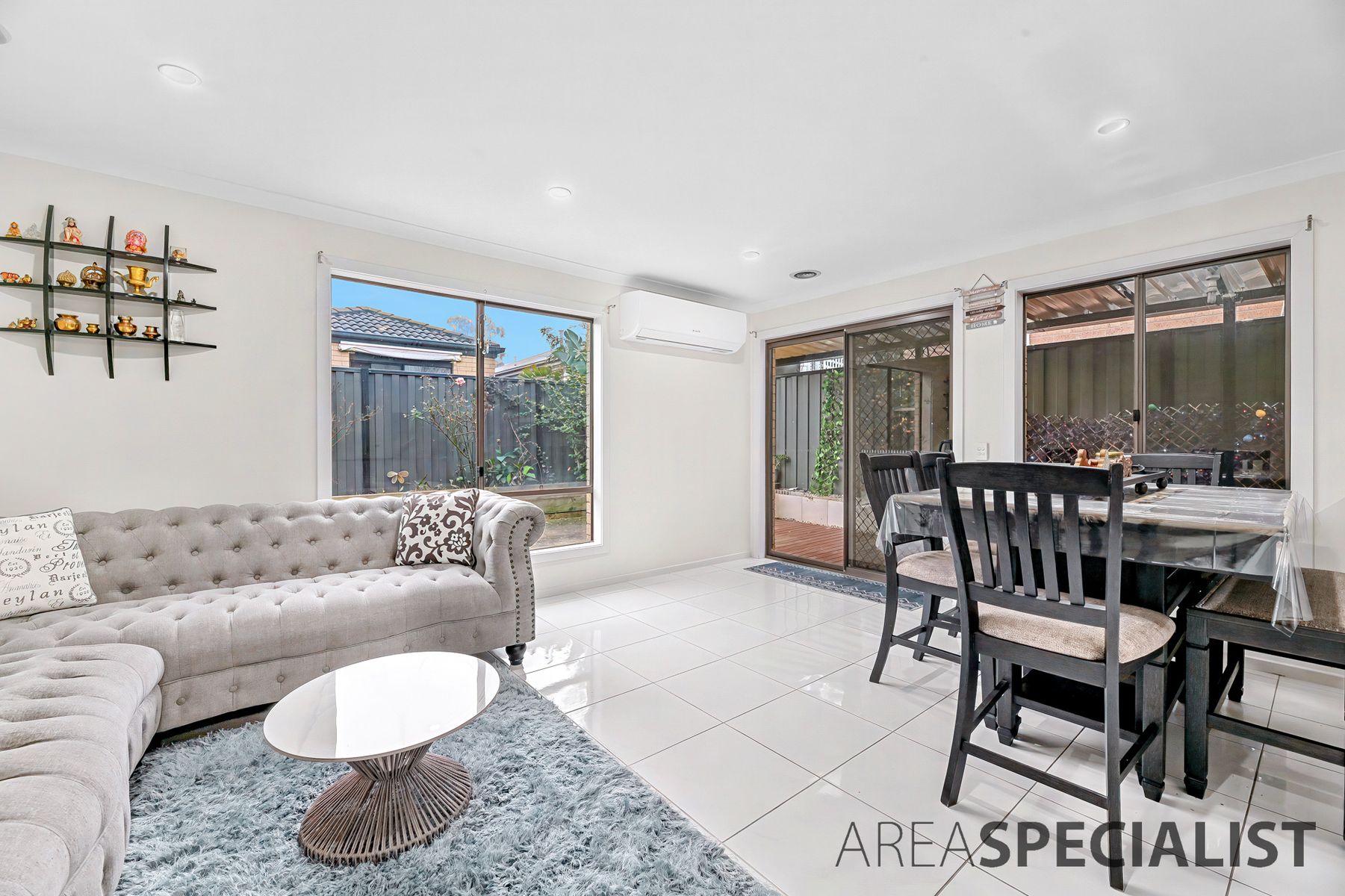 27 O'brien Parade, Pakenham, Pakenham - Thumbnail 3