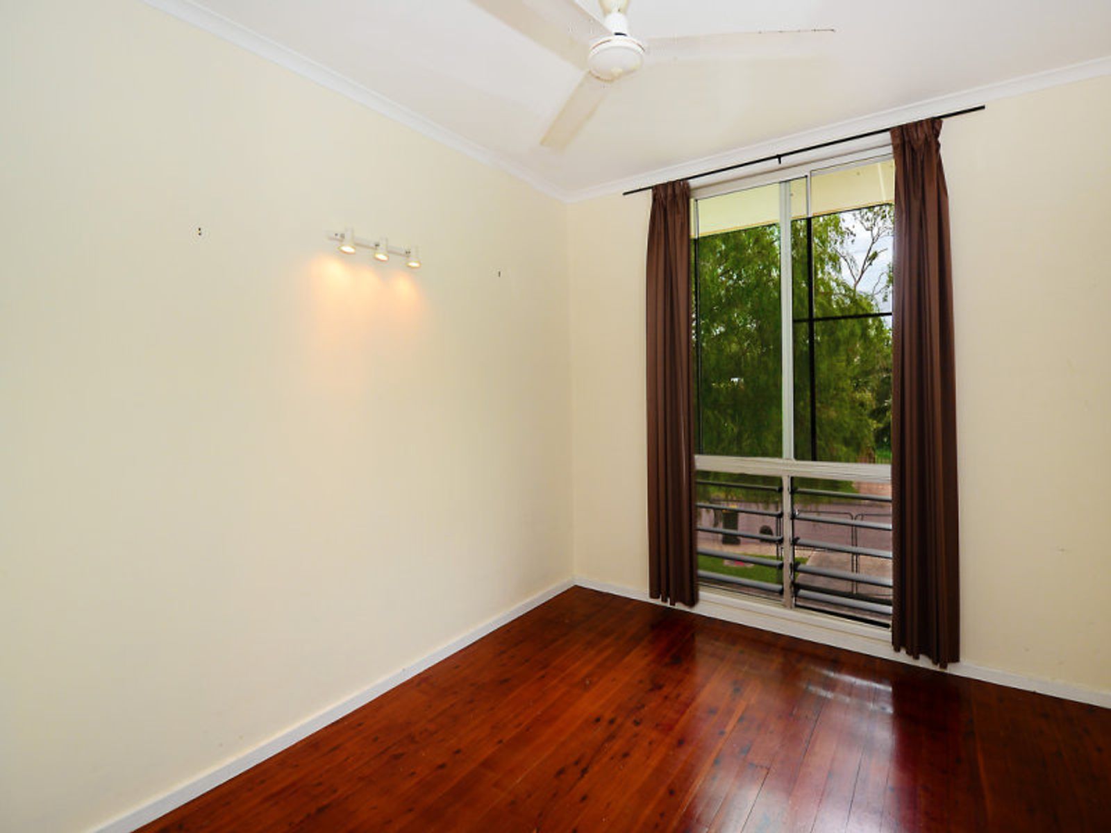 38 Mahogany Crescent, Karama NT 0812, Karama - Thumbnail 4