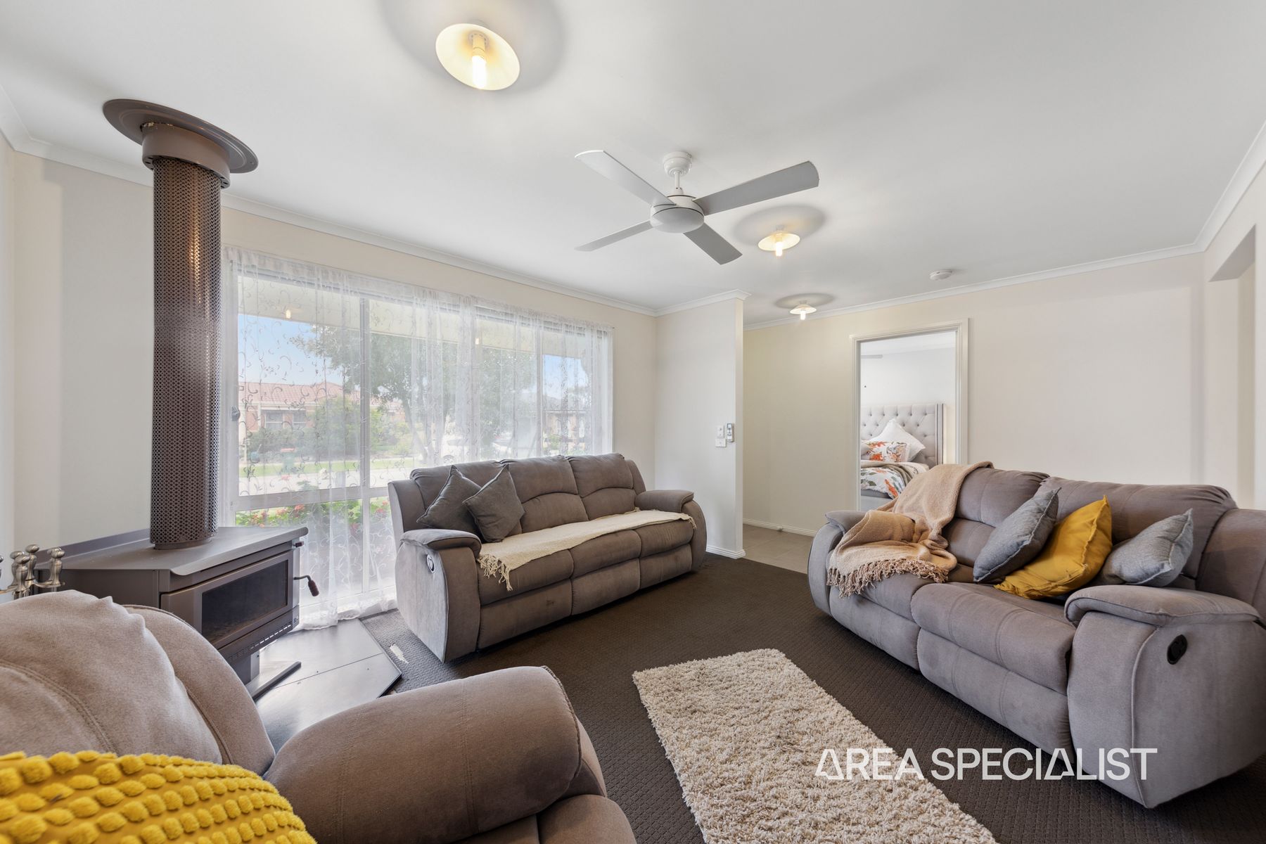 21 Bollen Way, Koo Wee Rup, VIC 3981, Koo Wee Rup - Thumbnail 3