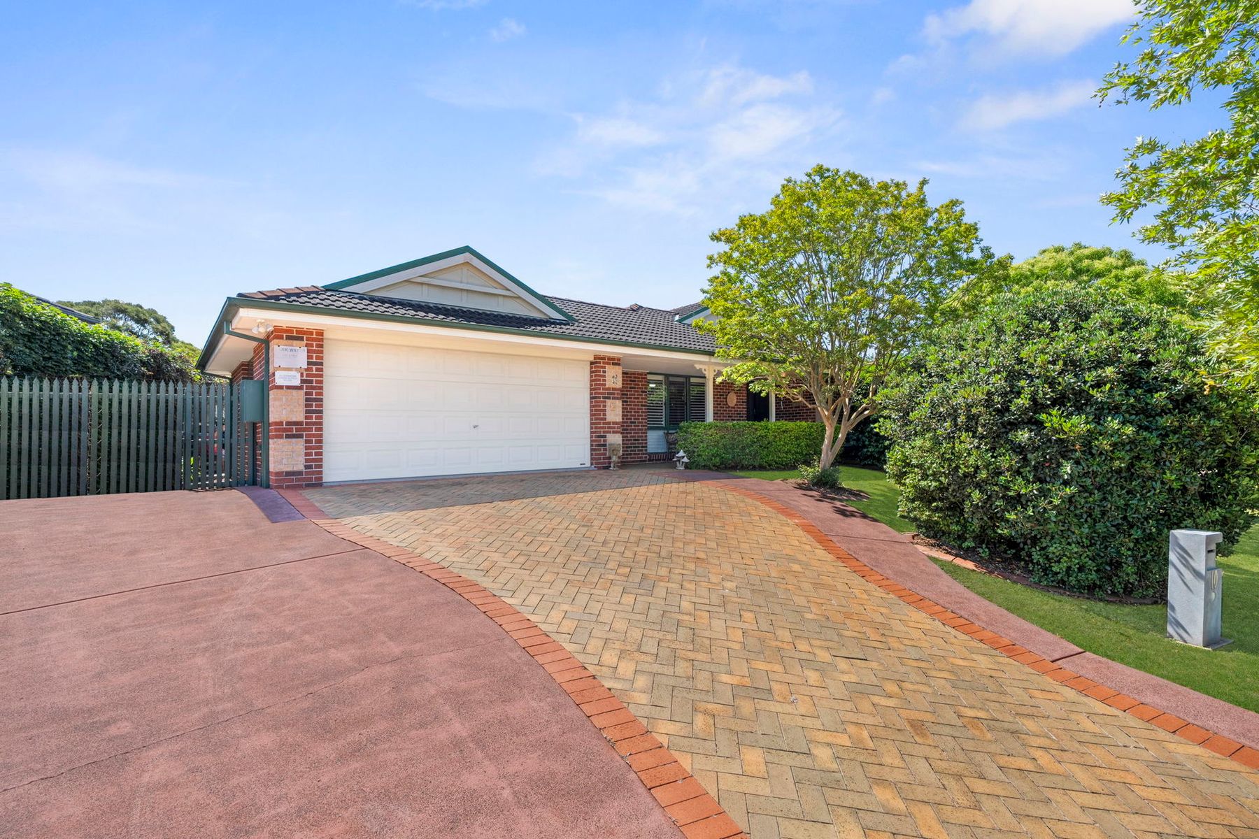 10 Plane Tree Circuit, Woongarrah - Image 1