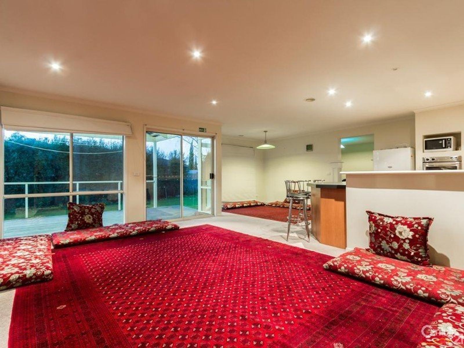 64 Galloway Drive, Narre Warren South - Thumbnail 4