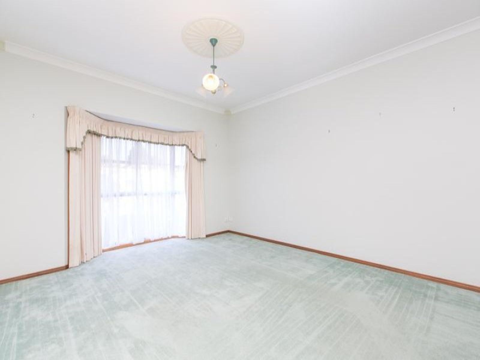7 Burke Court, Mildura - Thumbnail 2