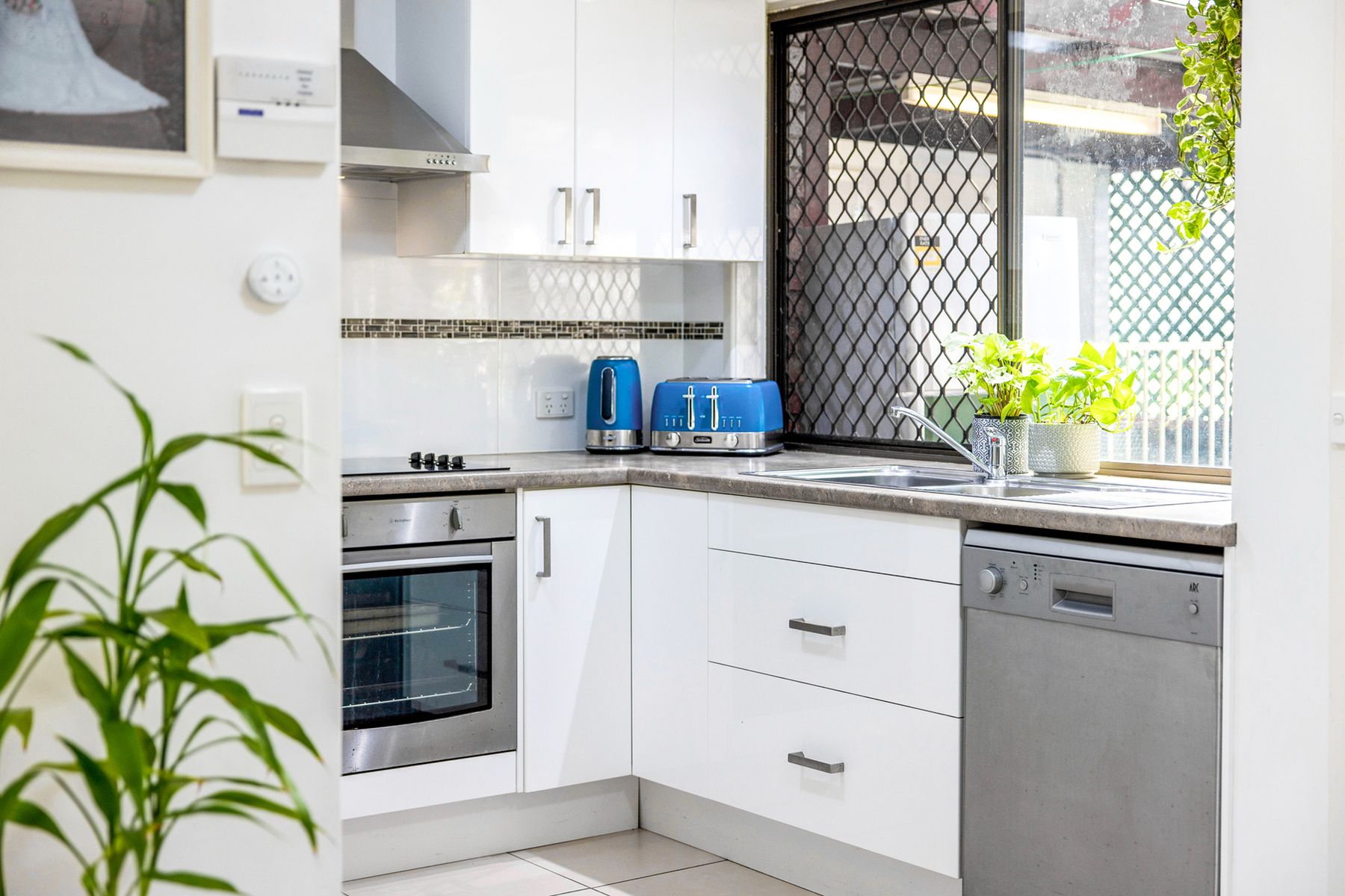 30 Dracon Street, Regents Park QLD 4118, Regents Park - Thumbnail 2