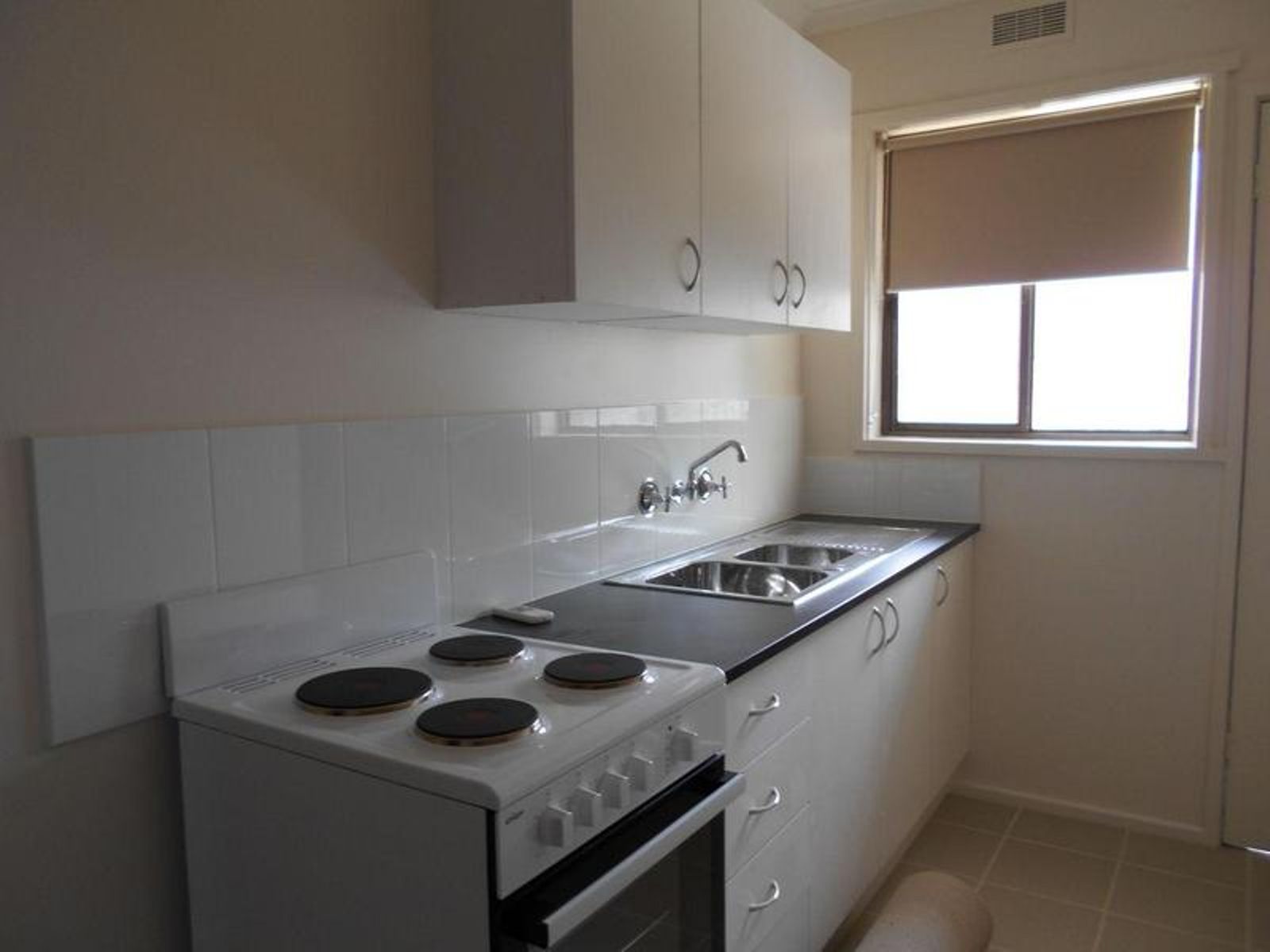 161-163 Pine Avenue, Mildura - Thumbnail 5